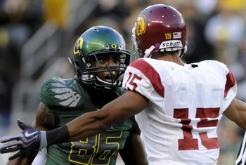 EUGENE, OR - OCTOBER 31: Wide receiver Garrett Embry #86 of the Oregon Ducks gets in the face of cornerback Kevin Thomas #15 of the  USC Trojans during action in the first quarter of the game at Autzen Stadium on October 31, 2009 in Eugene, Oregon. Oregon