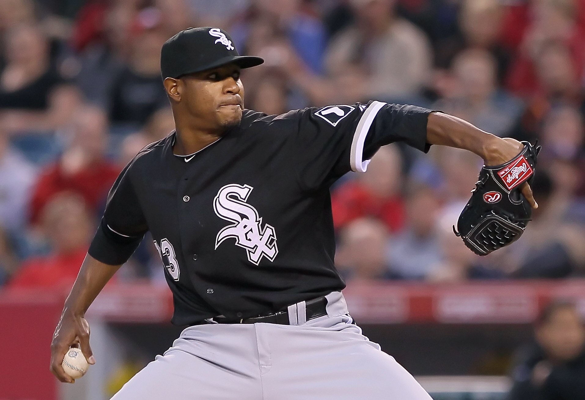 ANAHEIM, CA - MAY 09:  Edwin Jackson #33 of the Chicago White Sox pitches against the Los Angeles Angels of Anaheim in the second inning at Angel Stadium of Anaheim on May 9, 2011 in Anaheim, California.  (Photo by Jeff Gross/Getty Images)