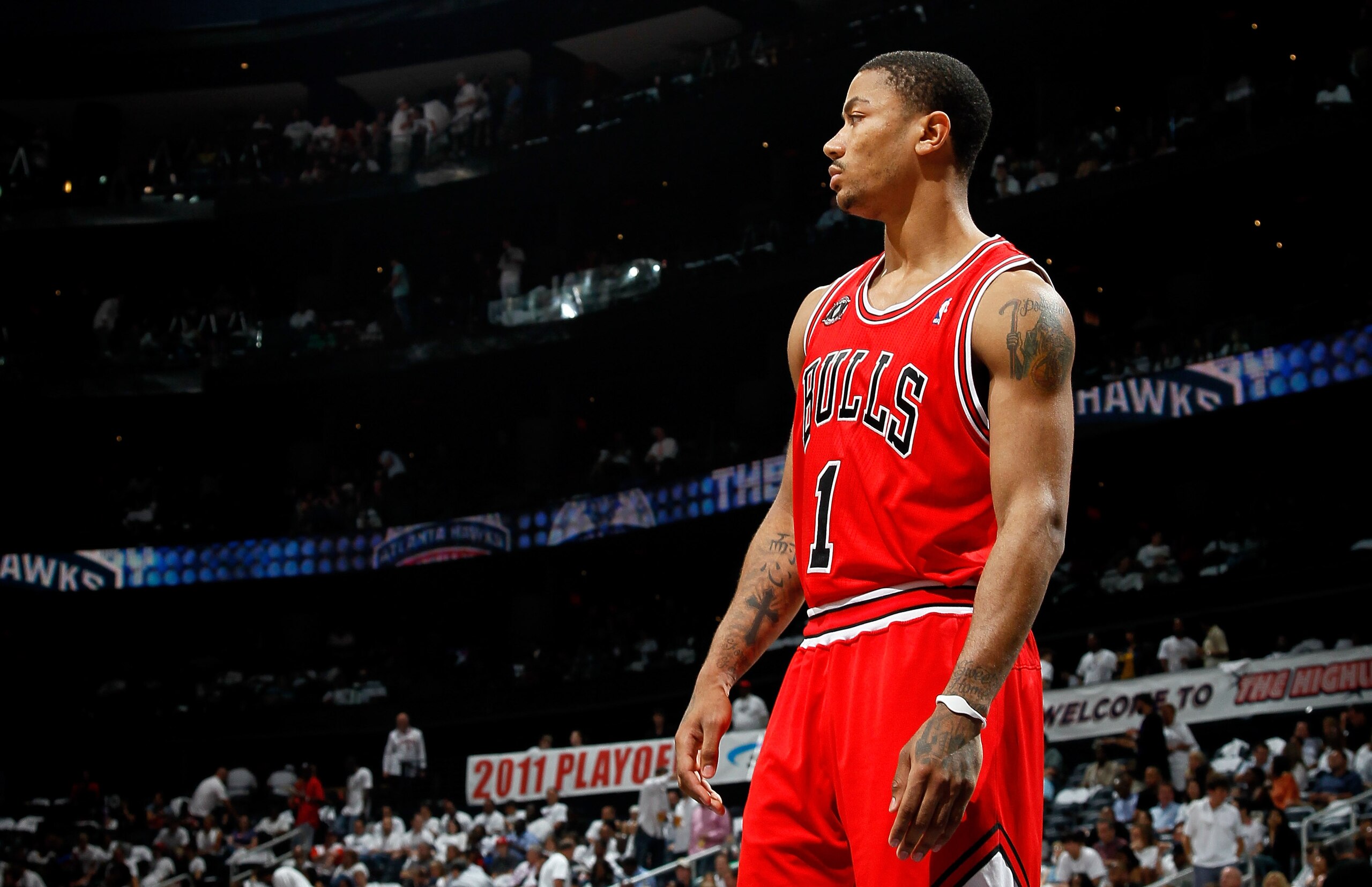 ATLANTA, GA - MAY 12:  Derrick Rose #1 of the Chicago Bulls waits for the ball to be inbounded against the Atlanta Hawks in Game Six of the Eastern Conference Semifinals in the 2011 NBA Playoffs at Phillips Arena on May 12, 2011 in Atlanta, Georgia.  NOTE