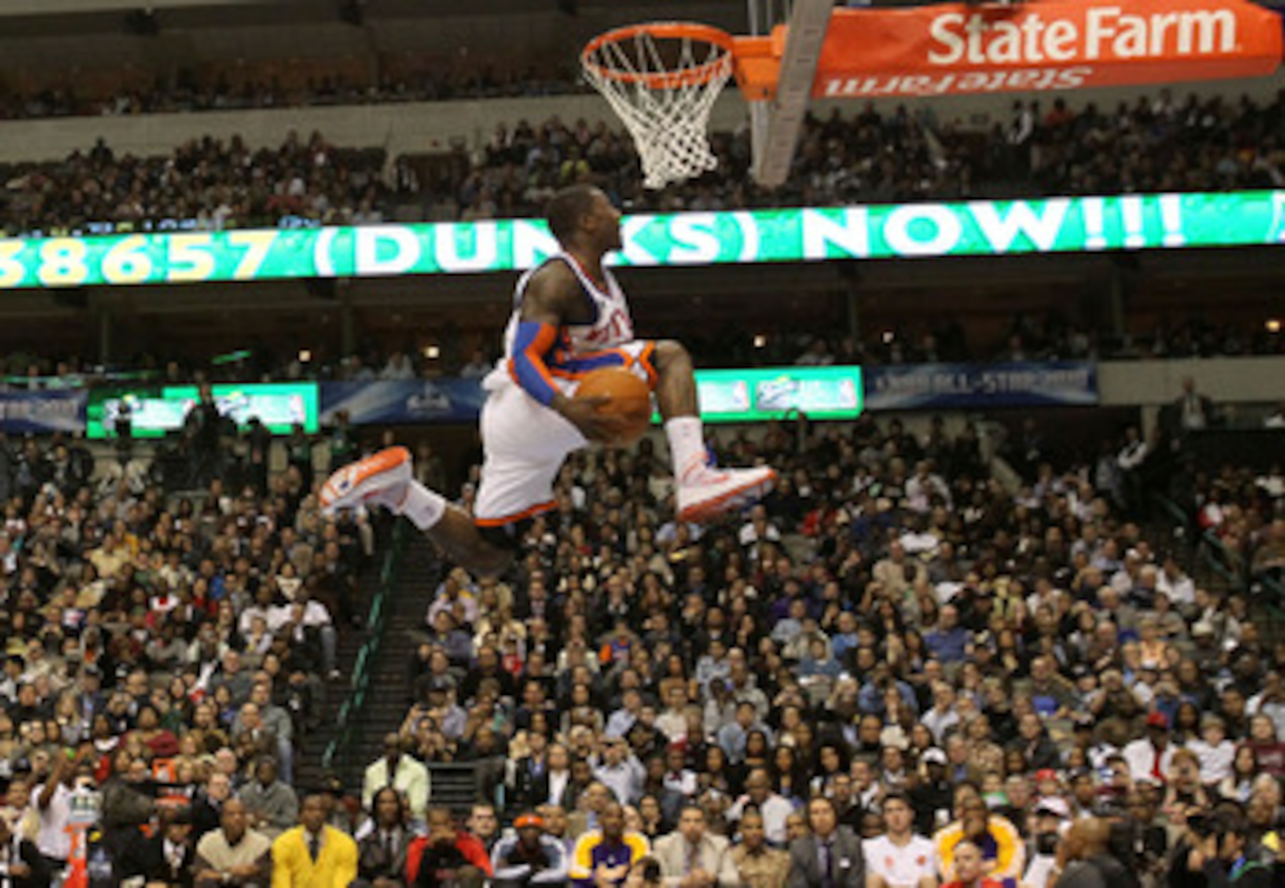 DALLAS - FEBRUARY 13:  Nate Robinson #2 of the New York Knicks attempts a dunk during the Sprite Slam Dunk Contest on All-Star Saturday Night, part of 2010 NBA All-Star Weekend at American Airlines Center on February 13, 2010 in Dallas, Texas. NOTE TO USE