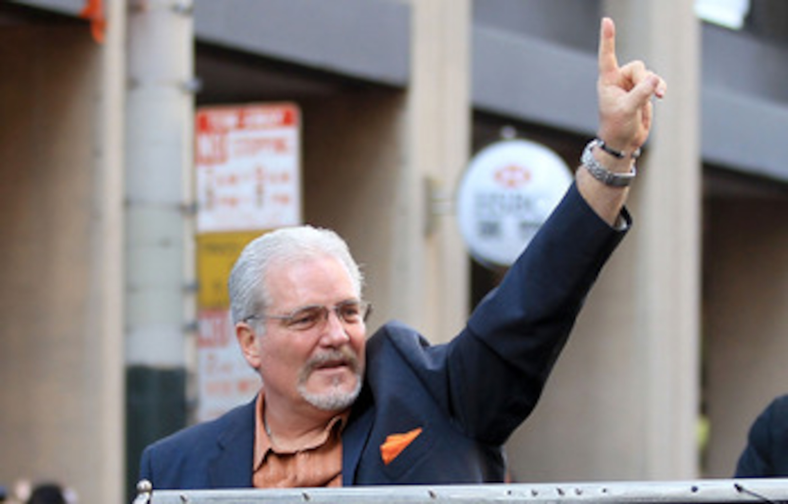 SAN FRANCISCO - NOVEMBER 03:  General Manager Brian Sabean of the San Francisco Giants waves to the crowd during the San Francisco Giants victory parade on November 3, 2010 in San Francisco, California.  (Photo by Ezra Shaw/Getty Images)