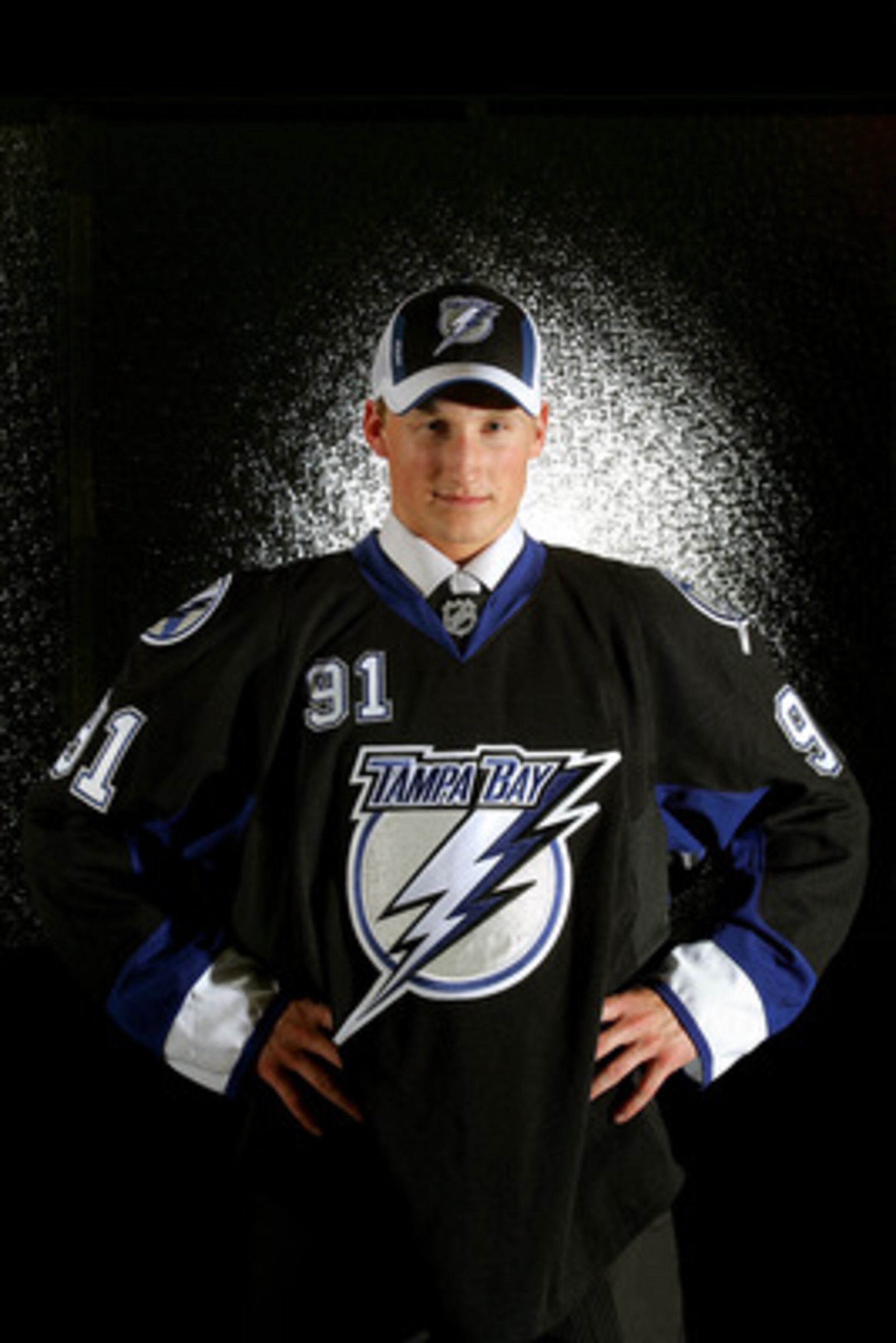 OTTAWA, ON - JUNE 20:  First overall pick, Steven Stamkos of the Tampa Bay Lightning poses for a photograph after being selected in the 2008 NHL Entry Draft at Scotiabank Place on June 20, 2008 in Ottawa, Ontario, Canada.  (Photo by Andre Ringuette/Getty 