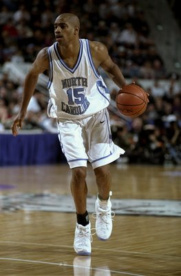 14 Mar 1998:  Guard Vince Carter of the North Carolina Tar Heels in action against the UNC Charlotte 49ers during an NCAA tournament game at the Hartford Civic Center in Hartford, Connecticut.  North Carolina defeated UNC Charlotte 93-83. Mandatory Credit