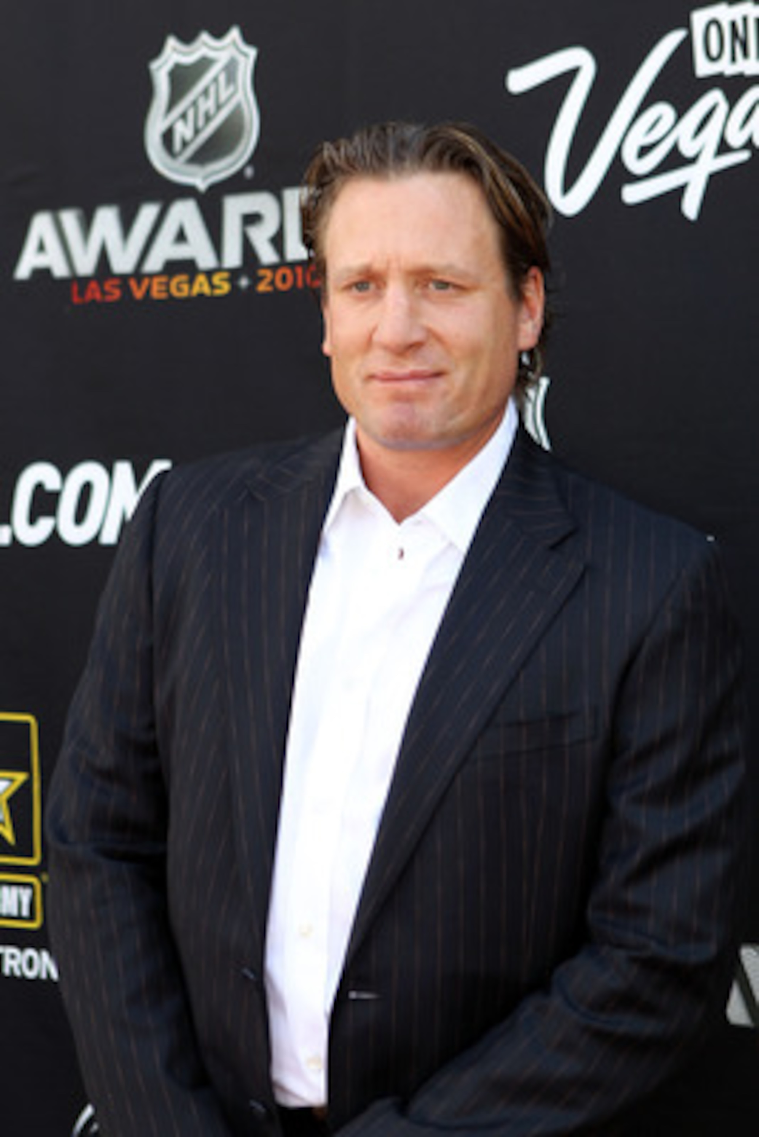 LAS VEGAS - JUNE 23:  Jeremy Roenick arrives during the red carpet arrivals for the 2010 NHL Awards at the Palms Casino Resort on June 23, 2010 in Las Vegas, Nevada.  (Photo by Bruce Bennett/Getty Images)