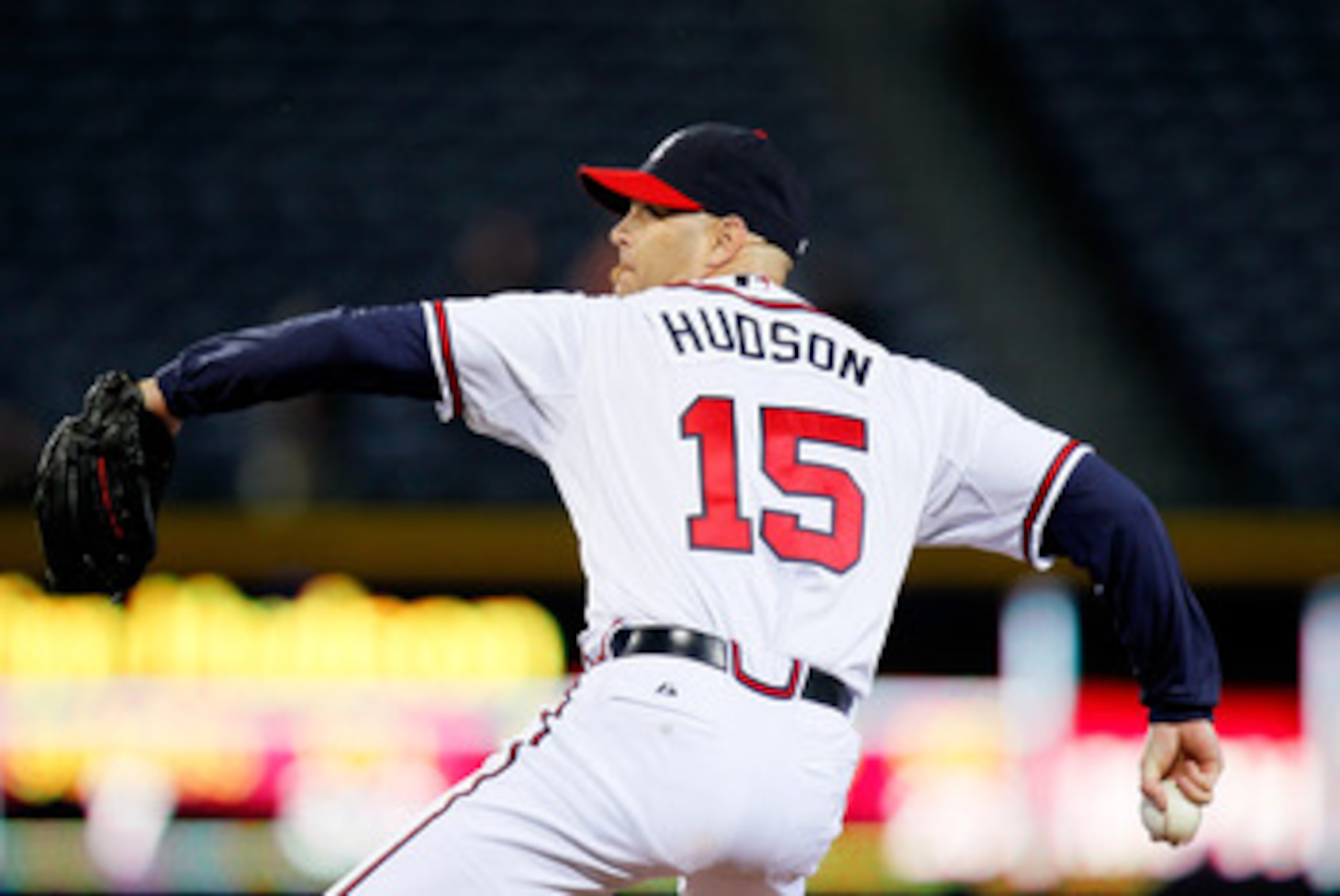 ATLANTA, GA - MAY 04:  Tim Hudson #15 of the Atlanta Braves pitches in the ninth inning against the Milwaukee Brewers at Turner Field on May 4, 2011 in Atlanta, Georgia.  (Photo by Kevin C. Cox/Getty Images)