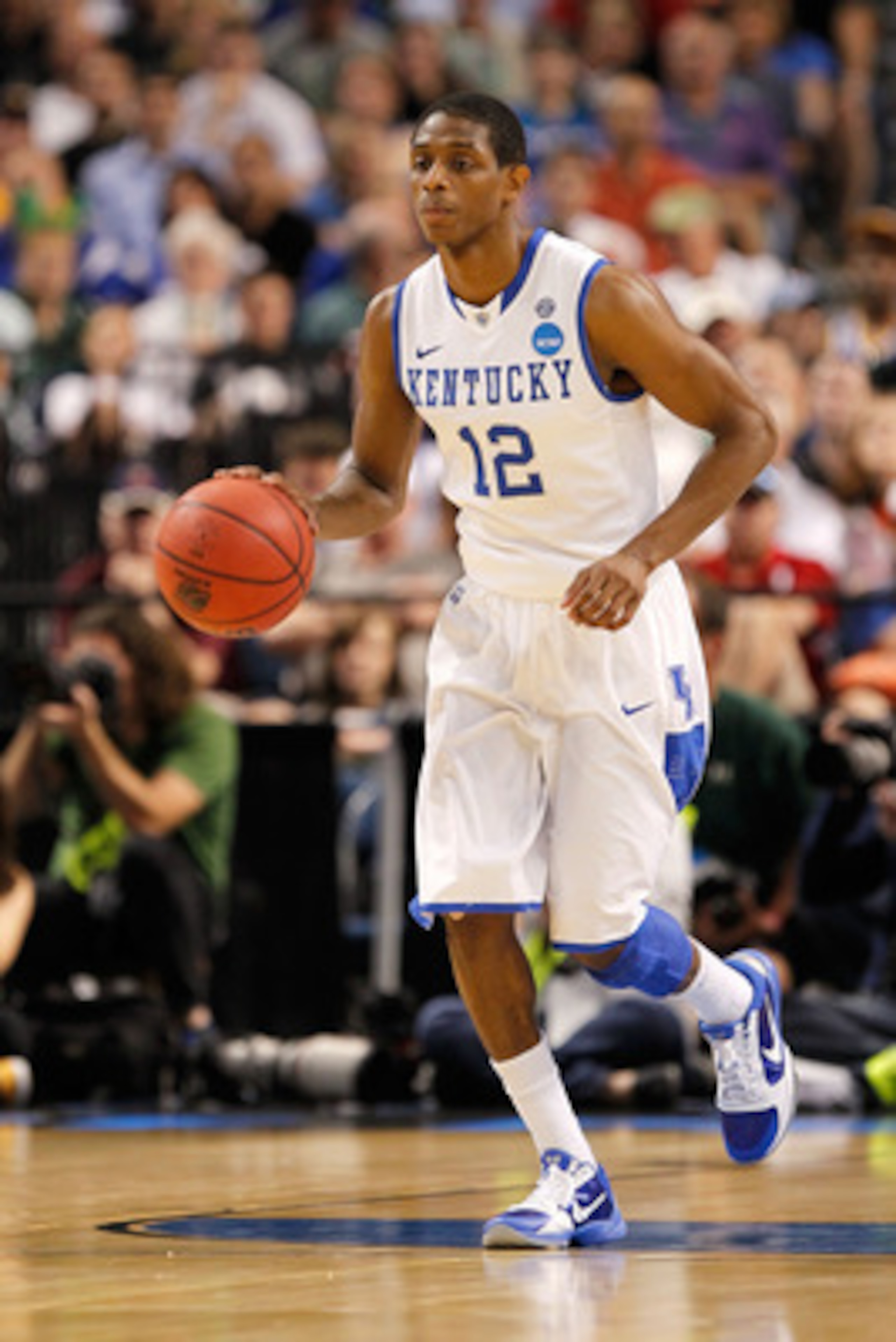TAMPA, FL - MARCH 17: Brandon Knight #12 of the Kentucky Wildcats brings the ball up court against the Princeton Tigers during the second round of the 2011 NCAA men's basketball tournament at St. Pete Times Forum on March 17, 2011 in Tampa, Florida. Kent TAMPA, FL - MARCH 17: Brandon Knight #12 of the Kentucky Wildcats brings the ball up court against the Princeton Tigers during the second round of the 2011 NCAA men's basketball tournament at St. Pete Times Forum on March 17, 2011 in Tampa, Florida. Kent