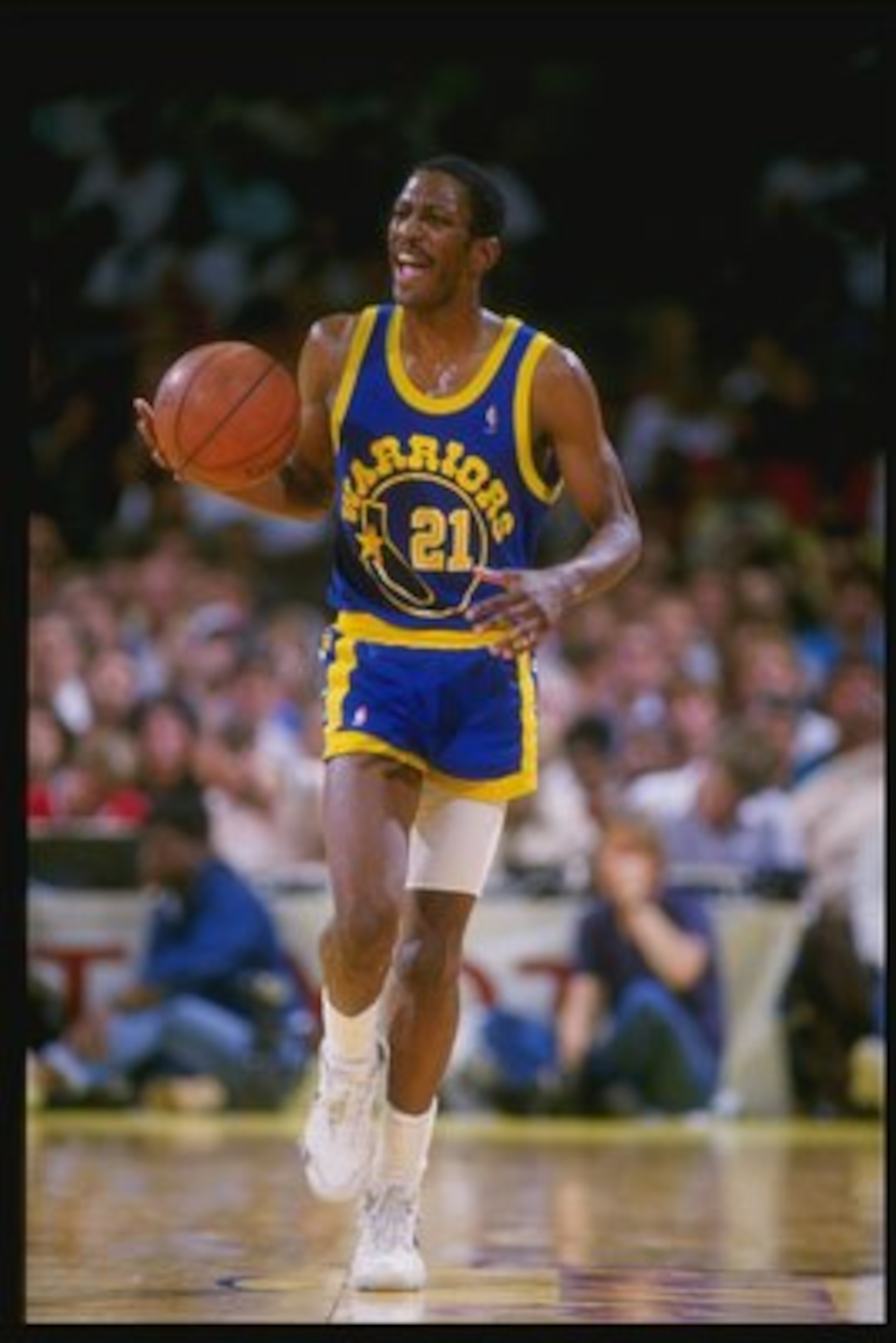 Undated:  Guard Eric 'Sleepy' Floyd of the Golden State Warriors dribbles the ball down the court during a game against the Los Angeles Lakers at the Great Western Forum in Inglewood, California. Mandatory Credit: Mike Powell  /Allsport