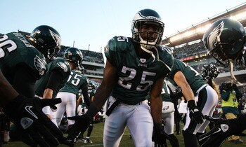 PHILADELPHIA, PA - JANUARY 09:  LeSean McCoy #25 of the Philadelphia Eagles takes the field before playing against the Green Bay Packers in the 2011 NFC wild card playoff game at Lincoln Financial Field on January 9, 2011 in Philadelphia, Pennsylvania.  (