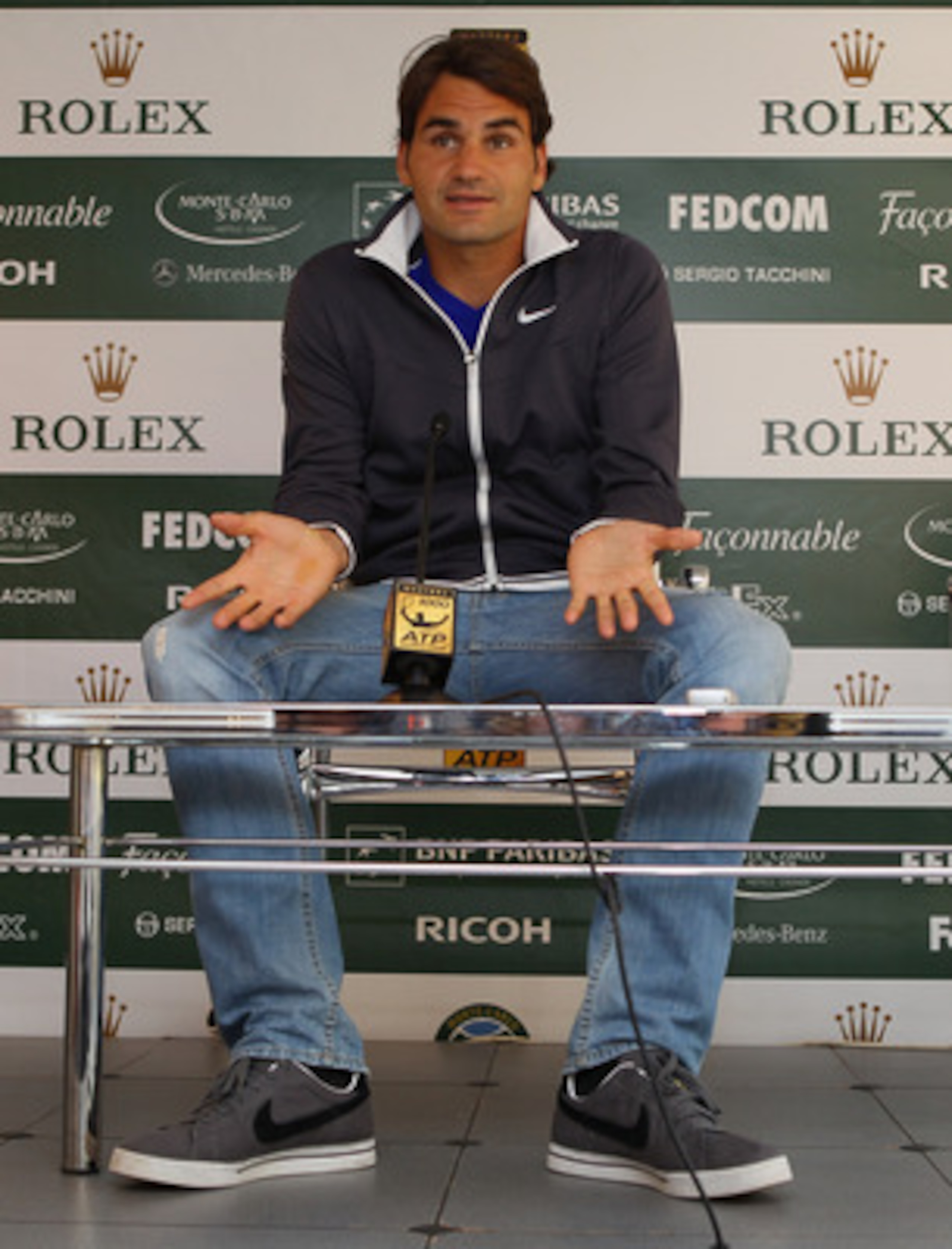 MONACO - APRIL 10: Roger Federer of Switzerland talks to the media during Day One of the ATP Masters Series Tennis at the Monte Carlo Country Club on April 10, 2011 in Monte Carlo, Monaco. (Photo by Julian Finney/Getty Images) MONACO - APRIL 10: Roger Federer of Switzerland talks to the media during Day One of the ATP Masters Series Tennis at the Monte Carlo Country Club on April 10, 2011 in Monte Carlo, Monaco. (Photo by Julian Finney/Getty Images)