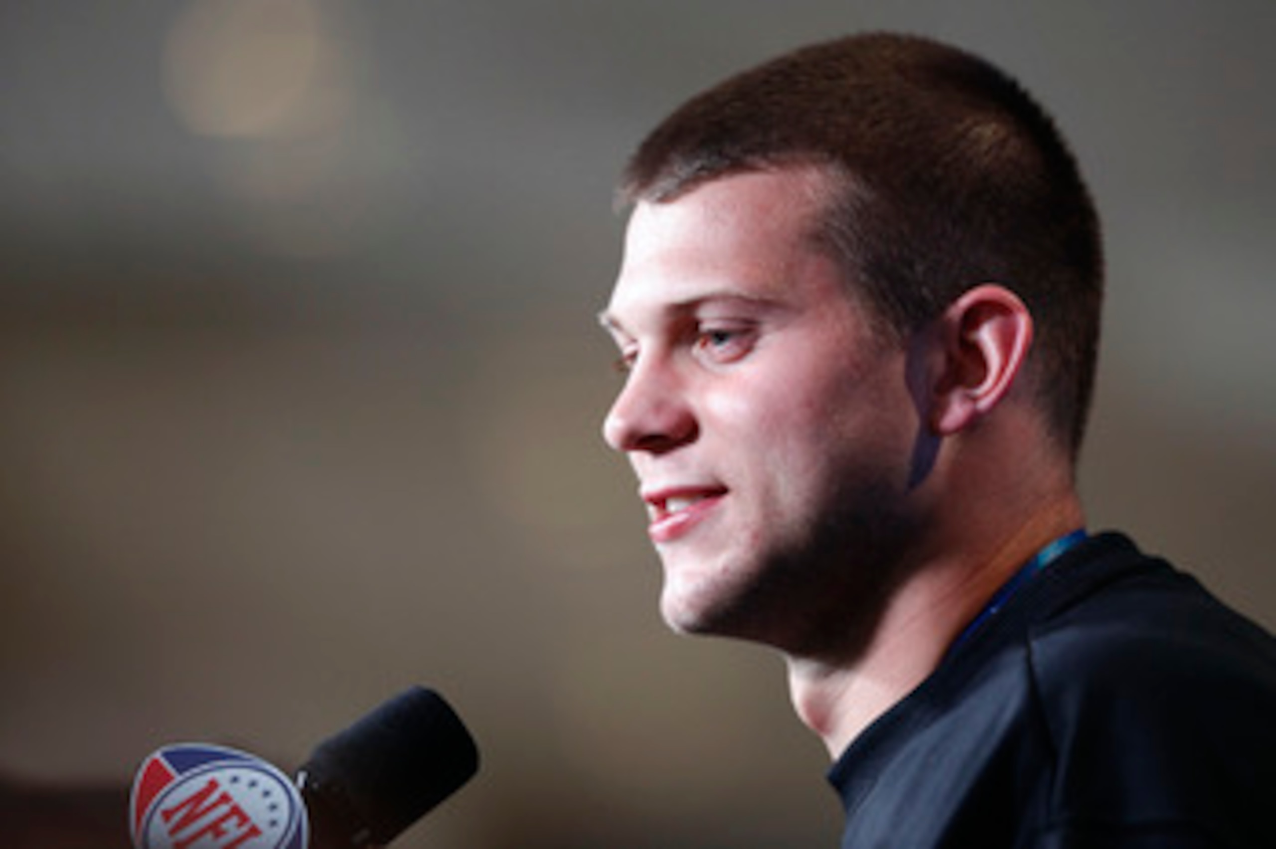 INDIANAPOLIS, IN - FEBRUARY 25: Washington Huskies quarterback Jake Locker answers questions during a media session at the 2011 NFL Scouting Combine at Lucas Oil Stadium on February 25, 2011 in Indianapolis, Indiana. (Photo by Joe Robbins/Getty Images)