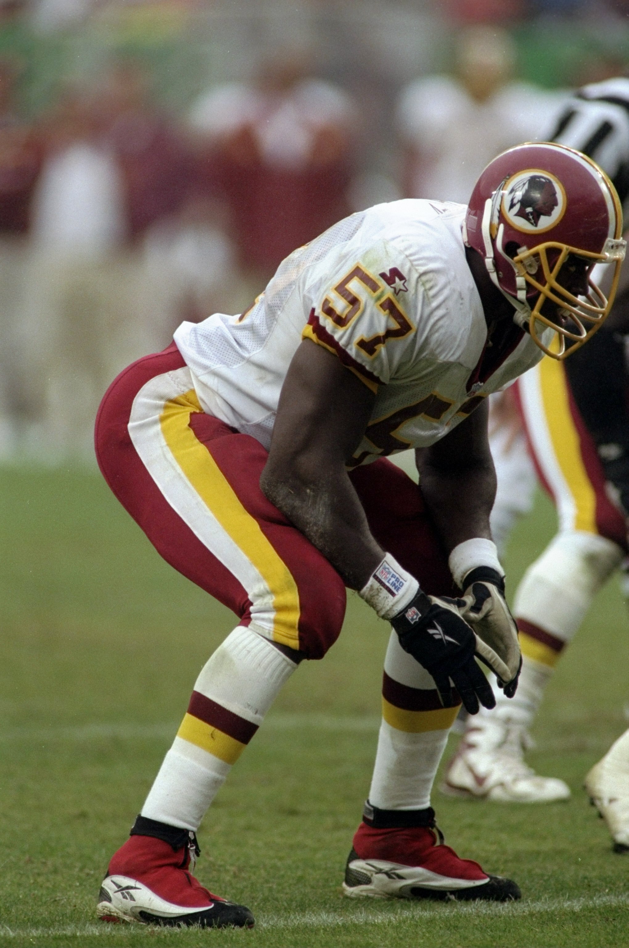 4 Oct 1998:  Linebacker Ken Harvey #57 of the Washington Redskins in action during a game against the Dallas Cowboys at the Jack Kent Cooke Stadium in Raljon, Maryland. The Cowboys defeated the Redskins 31-10.