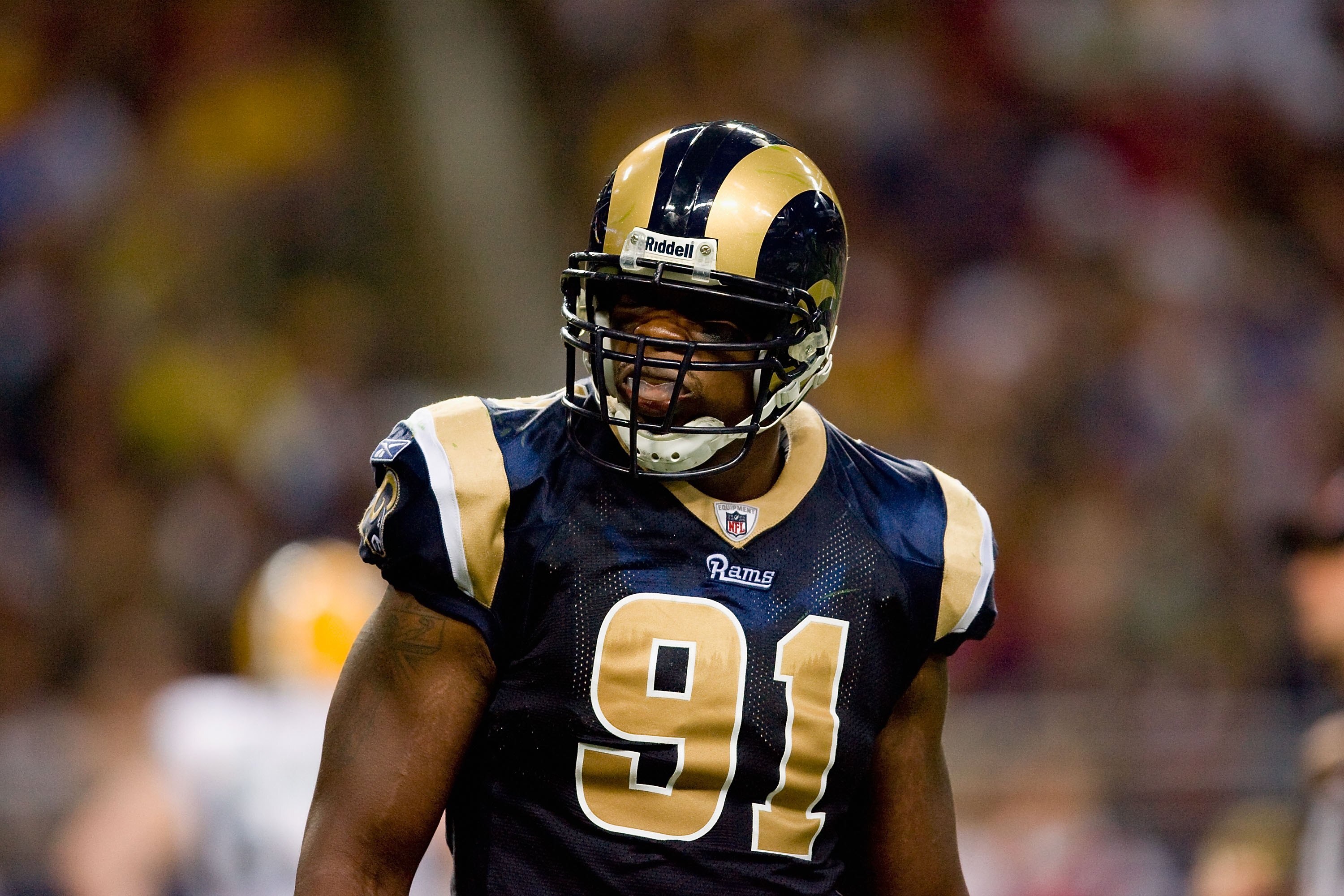 ST. LOUIS, MO - SEPTEMBER 27:  Leonard Little #91 of the St. Louis Rams looks on during the game against the Green Bay Packers at the Edward Jones Dome on September 27, 2009 in St. Louis, Missouri.  (Photo by Dilip Vishwanat/Getty Images)
