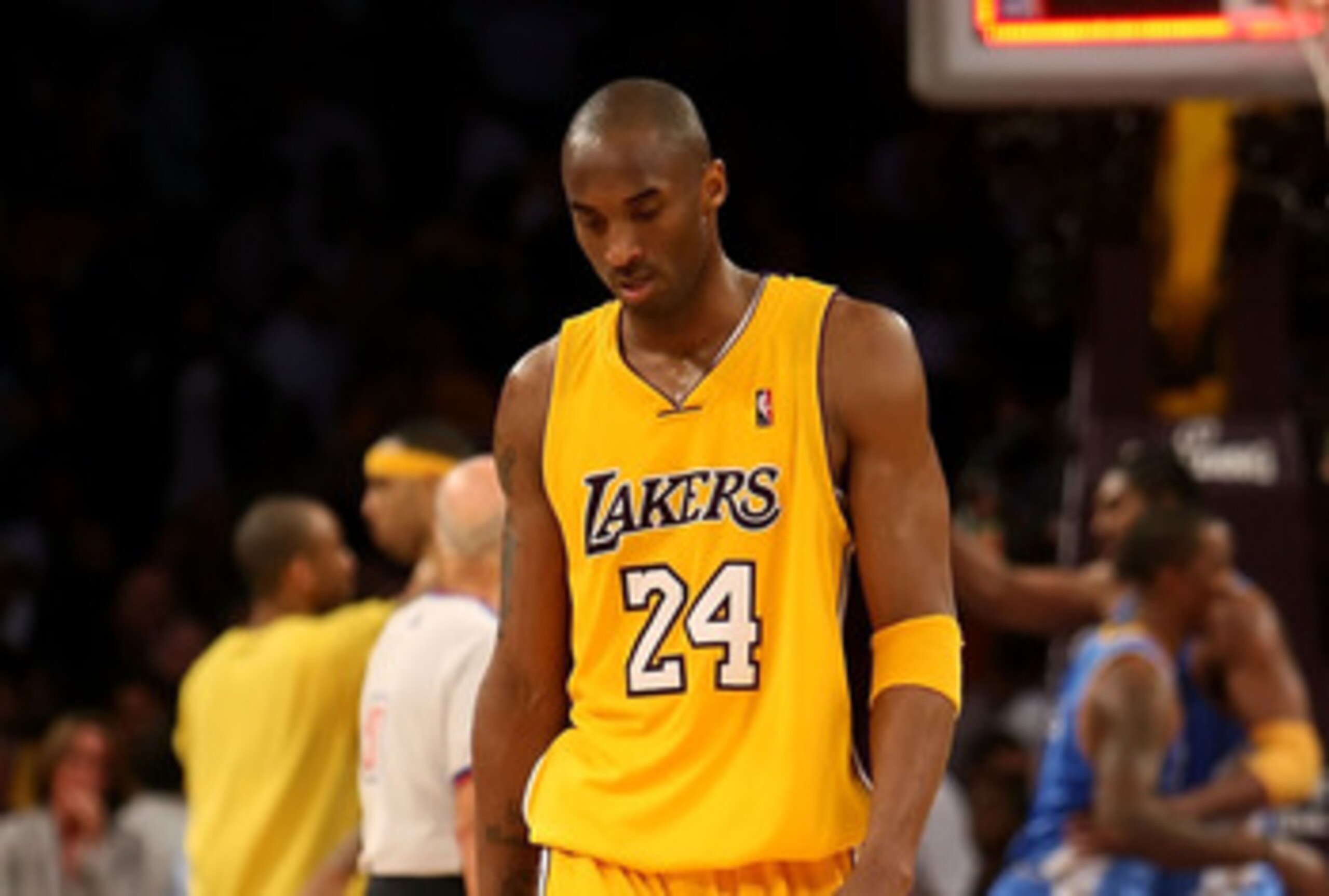 LOS ANGELES, CA - MAY 21:  Kobe Bryant #24 of the Los Angeles Lakers looks down after losing to the Denver Nuggets 106-103 in Game Two of the Western Conference Finals during the 2009 NBA Playoffs at Staples Center on May 21, 2009 in Los Angeles, Californ