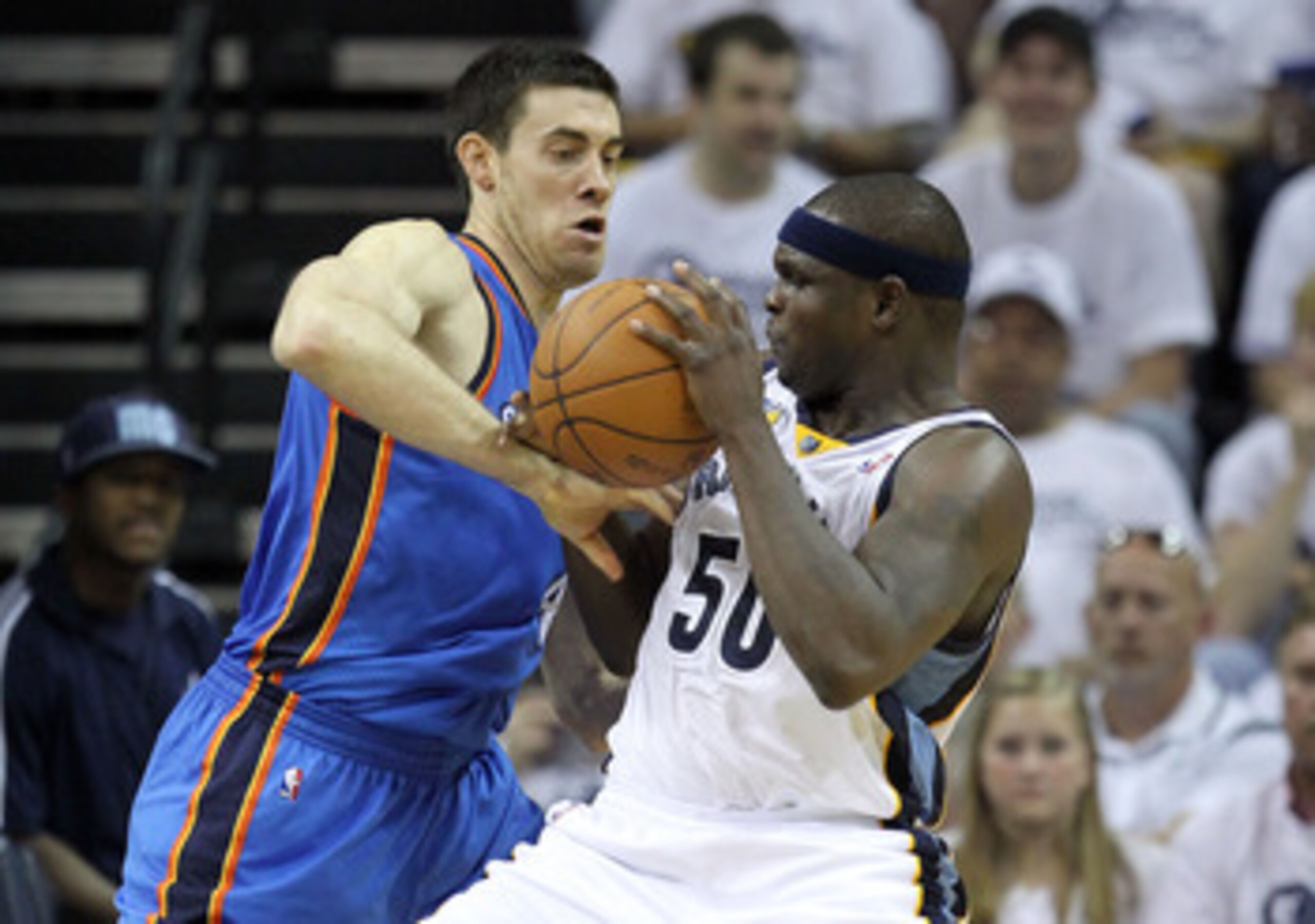 MEMPHIS, TN - MAY 09: Nick Collison #4 of the Oklahoma City Thunder puts defensive pressure on Zach Randolph #50 of the Memphis Grizzlies in Game Four of the Western Conference Semifinals in the 2011 NBA Playoffs at FedExForum on May 9, 2011 in Memphis, T MEMPHIS, TN - MAY 09: Nick Collison #4 of the Oklahoma City Thunder puts defensive pressure on Zach Randolph #50 of the Memphis Grizzlies in Game Four of the Western Conference Semifinals in the 2011 NBA Playoffs at FedExForum on May 9, 2011 in Memphis, T