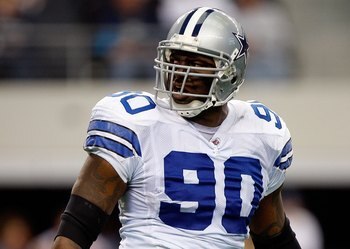 ARLINGTON, TX - NOVEMBER 22:  Tackle Jay Ratliff #90 of the Dallas Cowboys at Cowboys Stadium on November 22, 2009 in Arlington, Texas.  (Photo by Ronald Martinez/Getty Images)