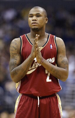 LOS ANGELES - JANUARY 12:  Dajuan Wagner #2 of the Cleveland Cavaliers looks on during the game against the Los Angeles Lakers on January 12, 2004 at Staples Center in Los Angeles, California.  The Lakers won 89-79.  NOTE TO USER: User expressly acknowled