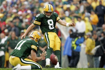 GREEN BAY, WI - SEPTEMBER 25:  Ryan Longwell #8 of the Green Bay Packers kicks during the game with the Tampa Bay Buccaneers on September 25, 2005 at Lambeau Field in Green Bay, Wisconsin.  The Bucs won 17-16.  (Photo by Brian Bahr/Getty Images)