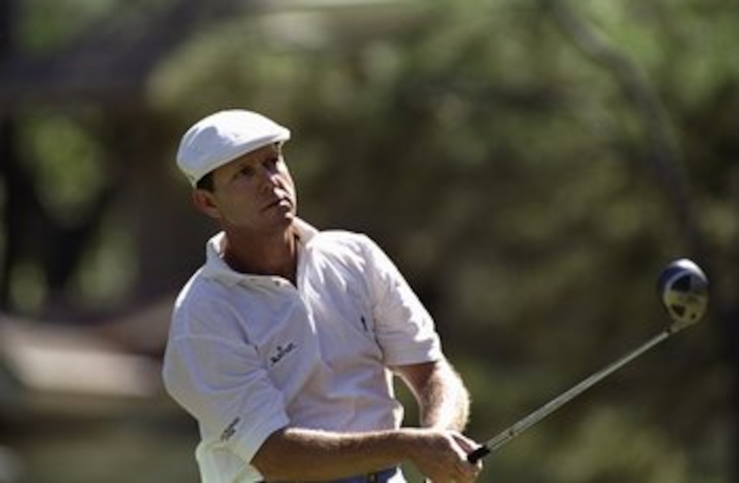 18 Apr 1999: Payne Stewart watches the ball after his swing during the MCI Heritage Classic at the Harbour Town Golf Links in Hilton Head, South Carolina.