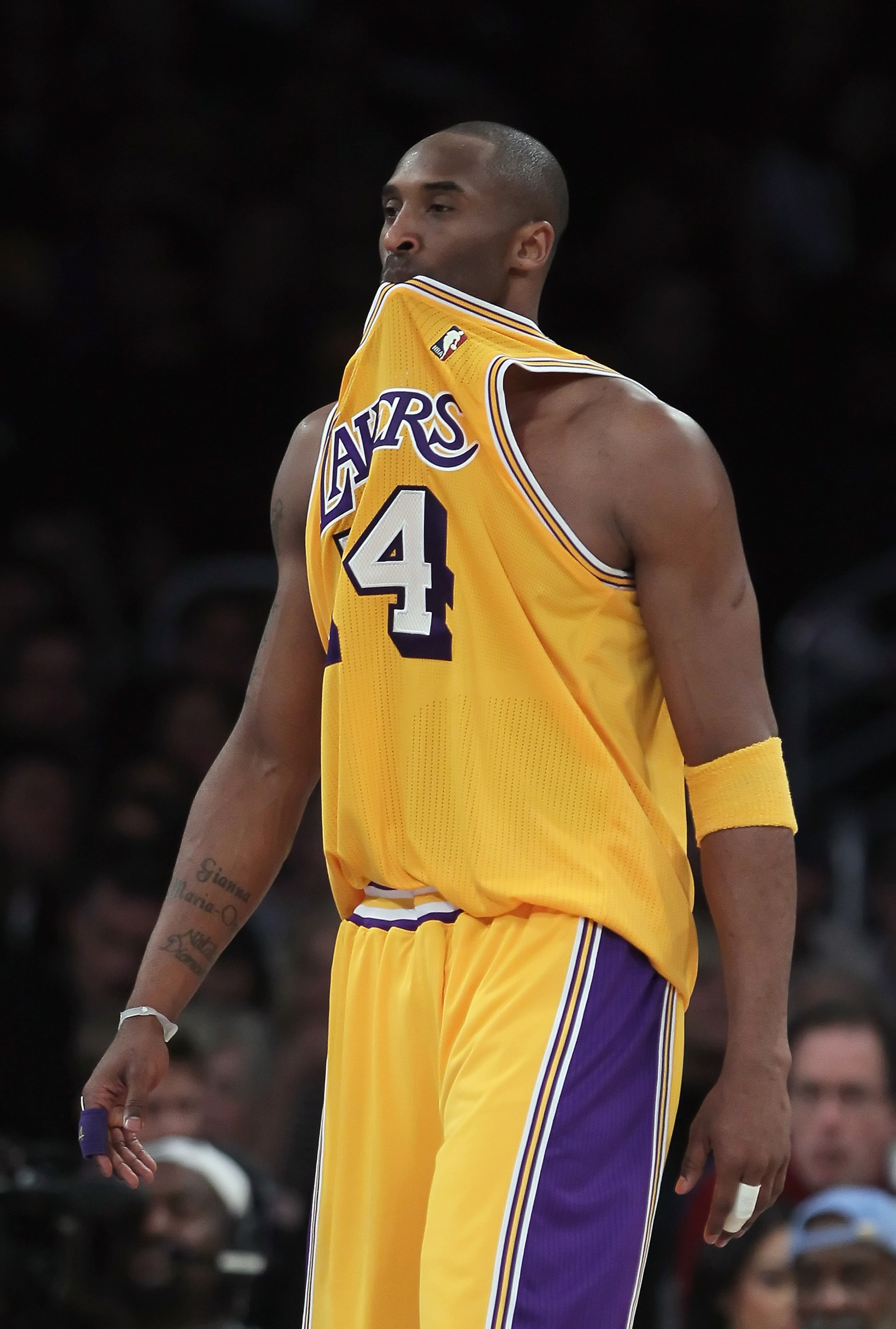 LOS ANGELES, CA - JANUARY 30:  Kobe Bryant #24 of the Los Angeles Lakers looks on against the Boston Celtics at Staples Center on January 30, 2011 in Los Angeles, California.  (Photo by Jeff Gross/Getty Images)