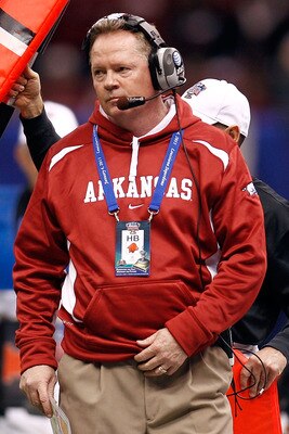 NEW ORLEANS, LA - JANUARY 04: Head coach Bobby Petrino of the Arkansas Razorbacks reacts against the Ohio State Buckeyes during the Allstate Sugar Bowl at the Louisiana Superdome on January 4, 2011 in New Orleans, Louisiana. (Photo by Chris Graythen/Get NEW ORLEANS, LA - JANUARY 04: Head coach Bobby Petrino of the Arkansas Razorbacks reacts against the Ohio State Buckeyes during the Allstate Sugar Bowl at the Louisiana Superdome on January 4, 2011 in New Orleans, Louisiana. (Photo by Chris Graythen/Get