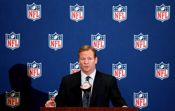 NEW ORLEANS, LA - MARCH 21:  NFL commissioner Roger Goodell addresses the media during the NFL Annual Meetings at the Roosevelt Hotel on March 21, 2011 in New Orleans, Louisiana. Despite a NFL owners imposed lockout in effect since March 12 the league is