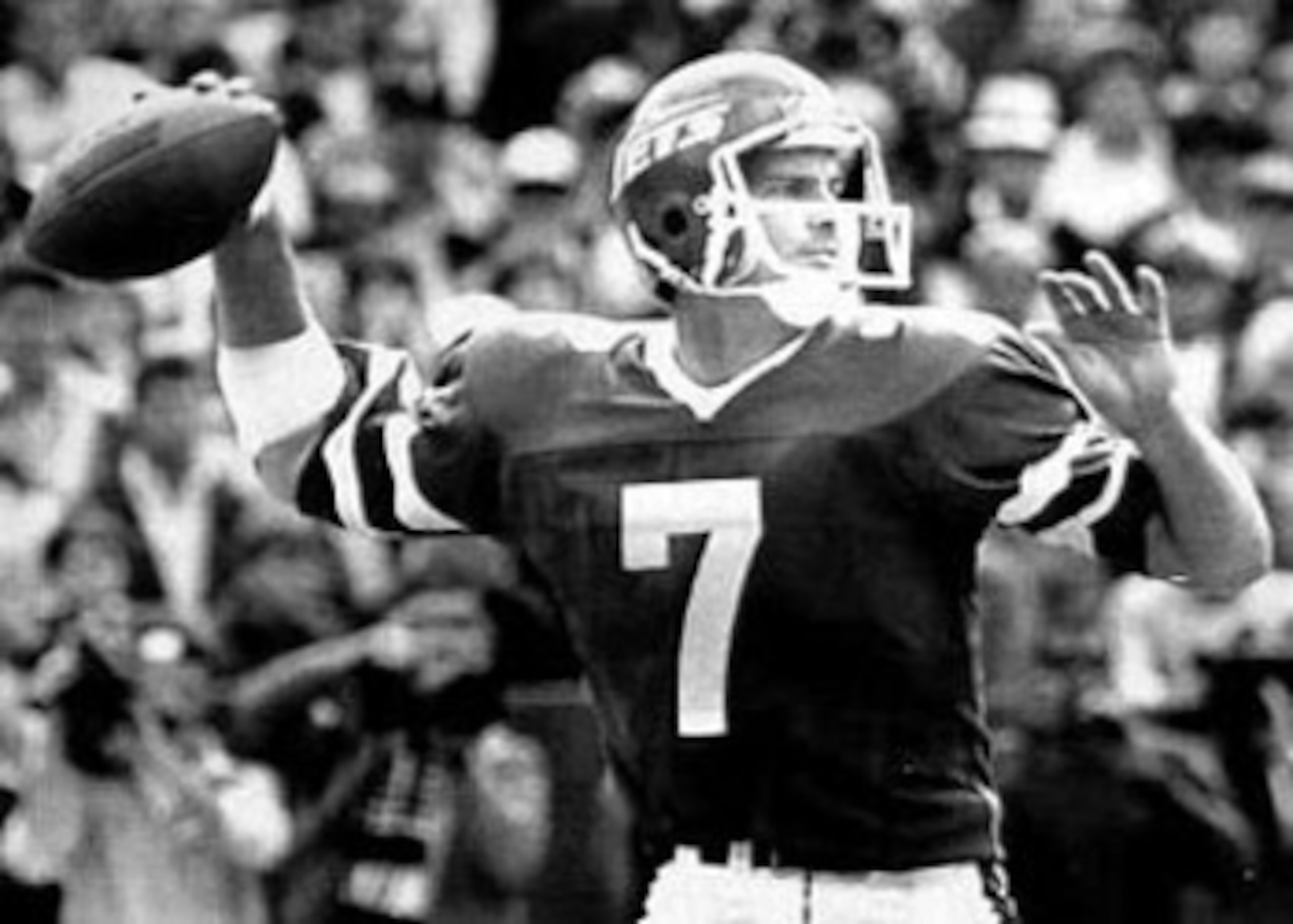Jets Quarterback Ken O' Brien against the Miami Dolphins.