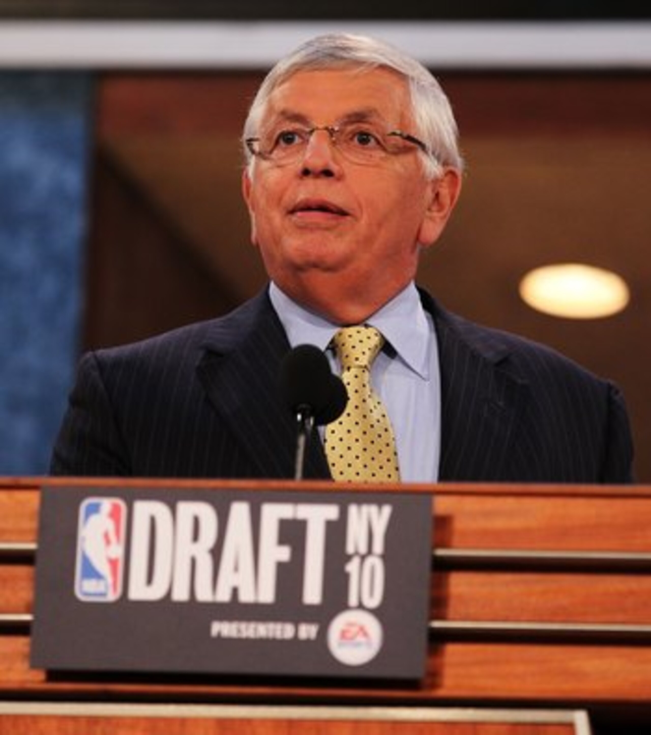 NEW YORK - JUNE 24: NBA Commisioner David Stern speaks at the NBA Draft at Madison Square Garden on June 24, 2010 in New York, New York. (Photo by Al Bello/Getty Images) NEW YORK - JUNE 24: NBA Commisioner David Stern speaks at the NBA Draft at Madison Square Garden on June 24, 2010 in New York, New York. (Photo by Al Bello/Getty Images)