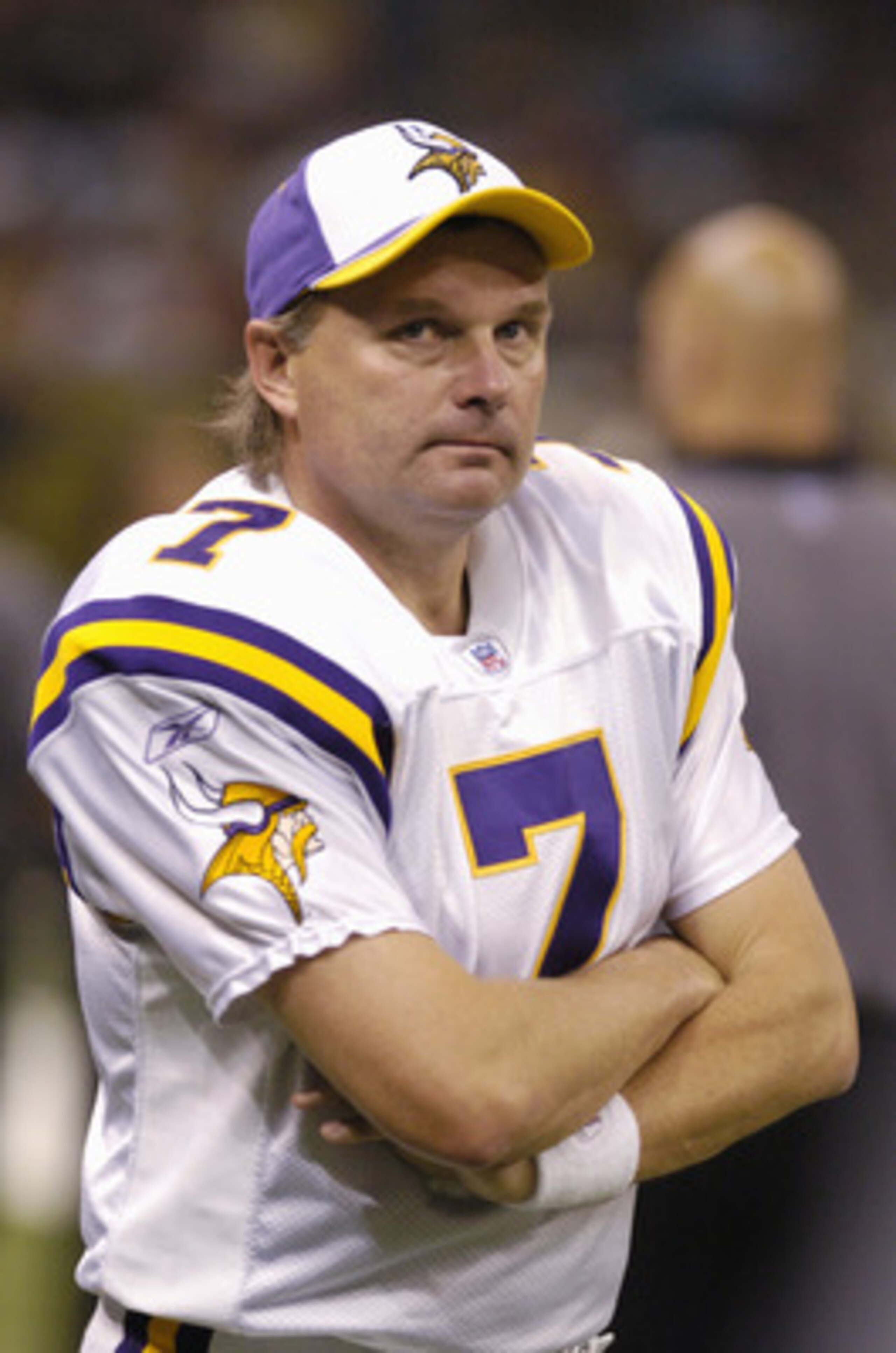 26 Dec 1998:  Kicker Gary Anderson #1 of the Minnesota Vikings looks on during the game against the Tennessee Oilers at Vanderbilt Stadium in Nashville, Tennessee. The Vikings defeated the Oilers 26-16. Mandatory Credit: Scott Halleran  /Allsport