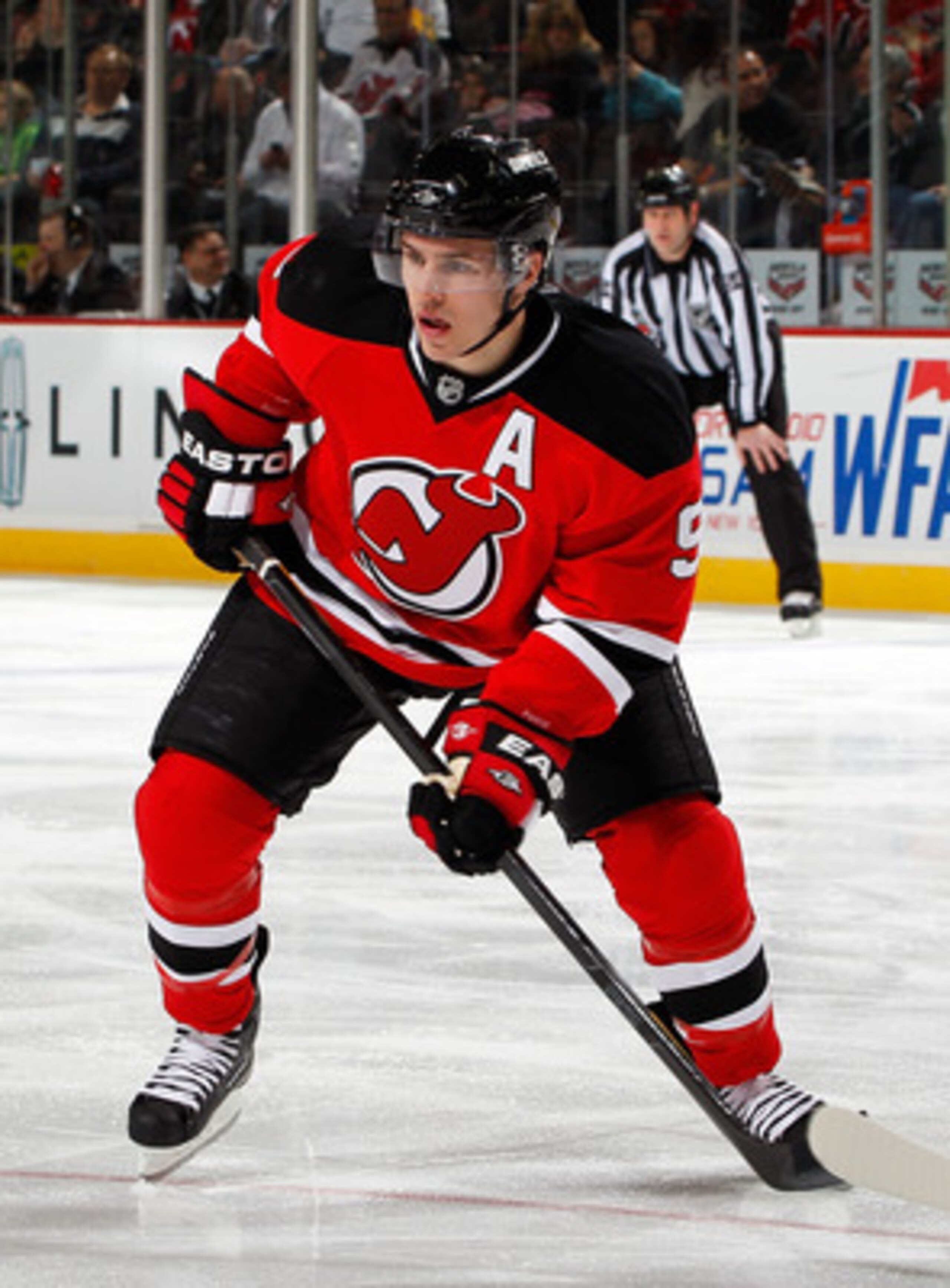 NEWARK, NJ - APRIL 02:  Zach Parise #9 of the New Jersey Devils skates during an NHL hockey game against the Montreal Canadians at the Prudential Center on April 2, 2011 in Newark, New Jersey.  (Photo by Paul Bereswill/Getty Images)