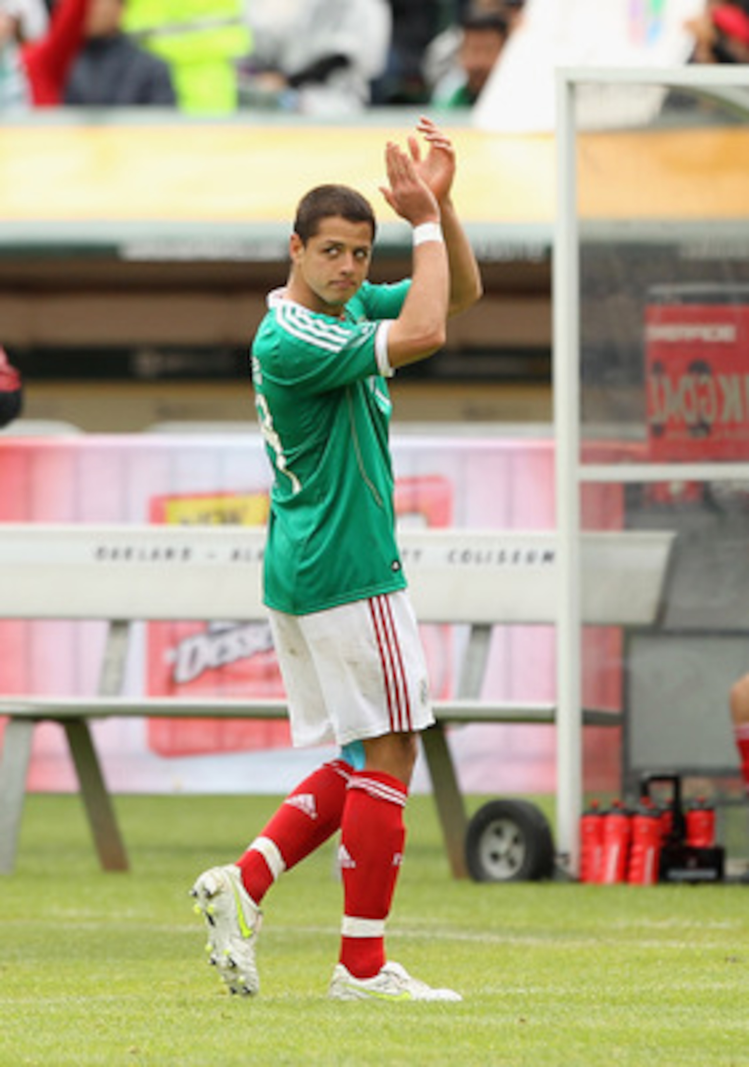 OAKLAND, CA - MARCH 26:  Javier 'Chicharito' Hernandez of Mexico waves to the crowd after he was taken out of their international friendly match against Paraguay at Oakland-Alameda County Coliseum on March 26, 2011 in Oakland, California.  (Photo by Ezra