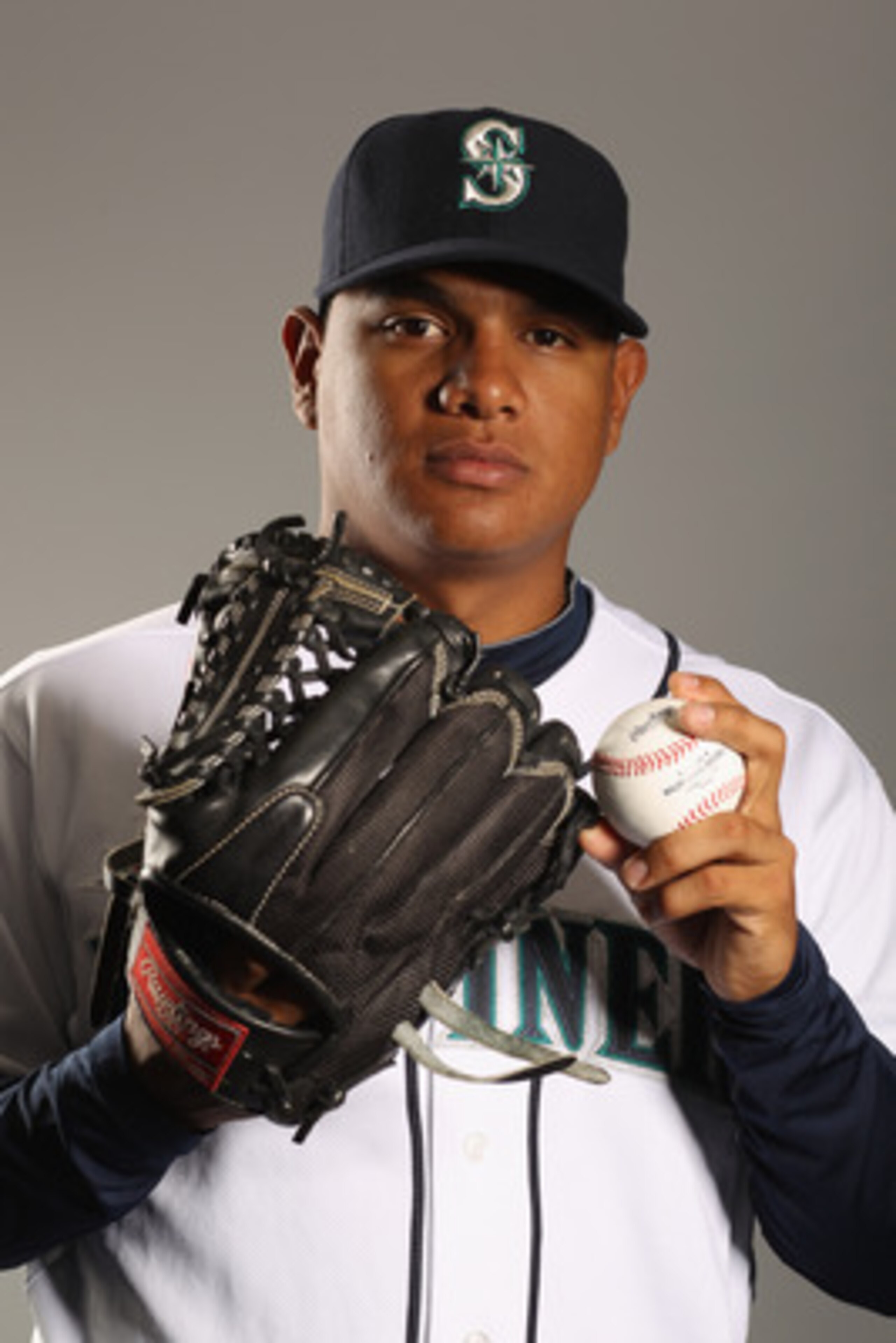 PEORIA, AZ - FEBRUARY 20:  Mauricio Robles #67 of the Seattle Mariners poses for a portrait at the Peoria Sports Complex on February 20, 2011 in Peoria, Arizona.  (Photo by Ezra Shaw/Getty Images)