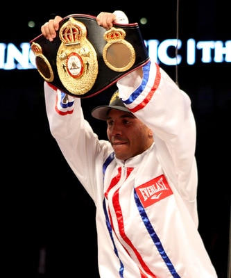 OAKLAND, CA - NOVEMBER 21:  Andre Ward celebrates after defeating Mikkel Kessler of Denmark during their WBA Super Middleweight Championship Bout at the Oakland-Alameda County Coliseum on November 21, 2009 in Oakland, California.  (Photo by Jed Jacobsohn/