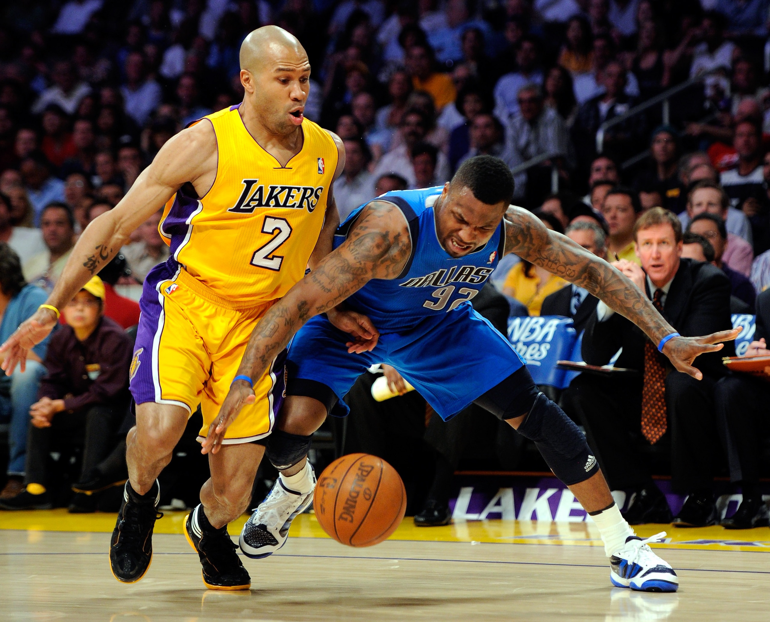 LOS ANGELES, CA - MAY 04:  DeShawn Stevenson #92 of the Dallas Mavericks boxes out Derek Fisher #2 of the Los Angeles Lakers from the ball in the first quarter in Game Two of the Western Conference Semifinals in the 2011 NBA Playoffs at Staples Center on