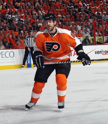PHILADELPHIA, PA - APRIL 30: Sean O'Donnell #6 of the Philadelphia Flyers skates against the Boston Bruins in Game One of the Eastern Conference Semifinals during the 2011 NHL Stanley Cup Playoffs at the Wells Fargo Center on April 30, 2011 in Philadelphi