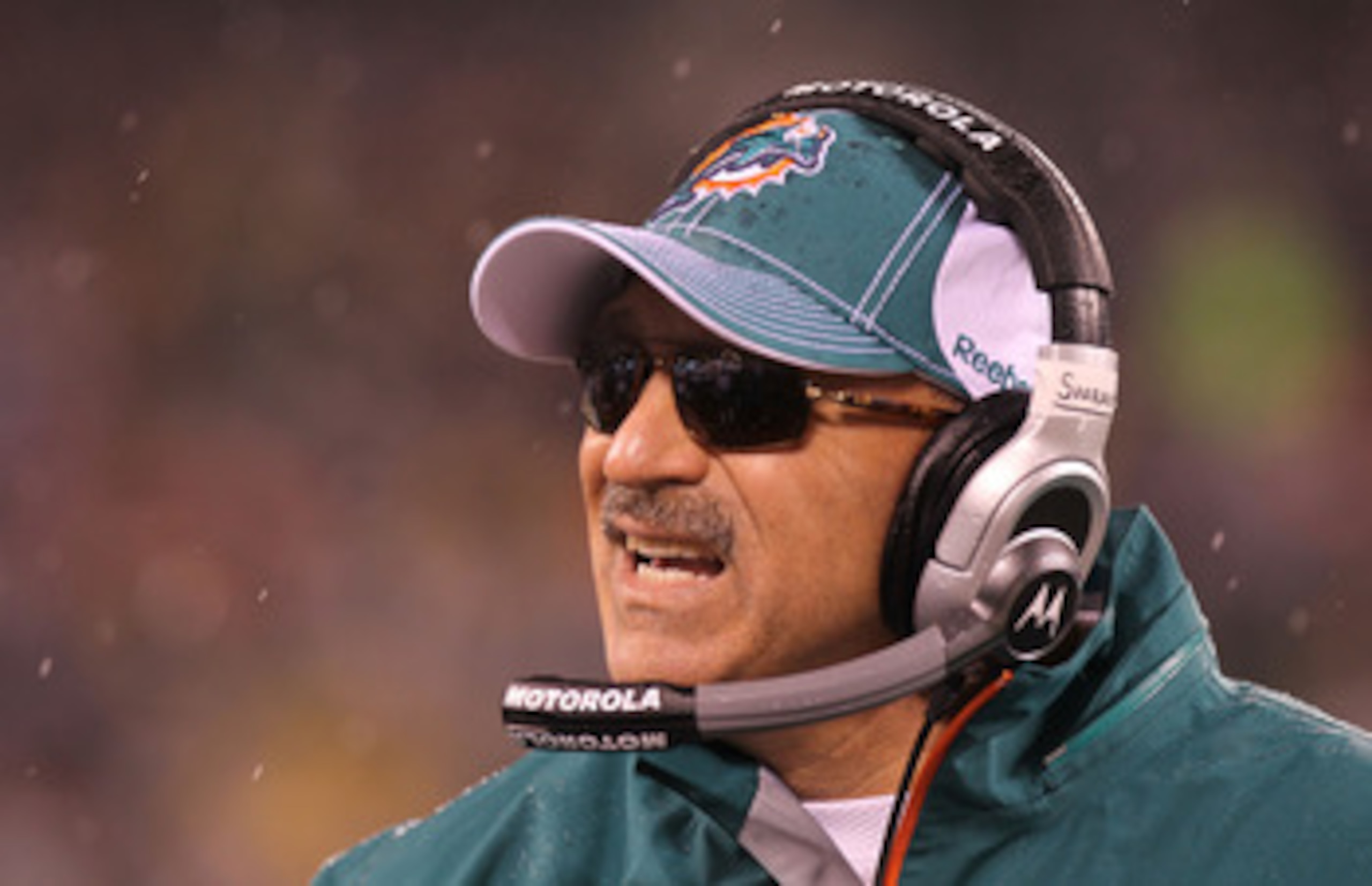 EAST RUTHERFORD, NJ - DECEMBER 12:  Head coach of the Miami Dolphins, Tony Sparano on the sideline against the New York Jets at New Meadowlands Stadium on December 12, 2010 in East Rutherford, New Jersey.  (Photo by Nick Laham/Getty Images)