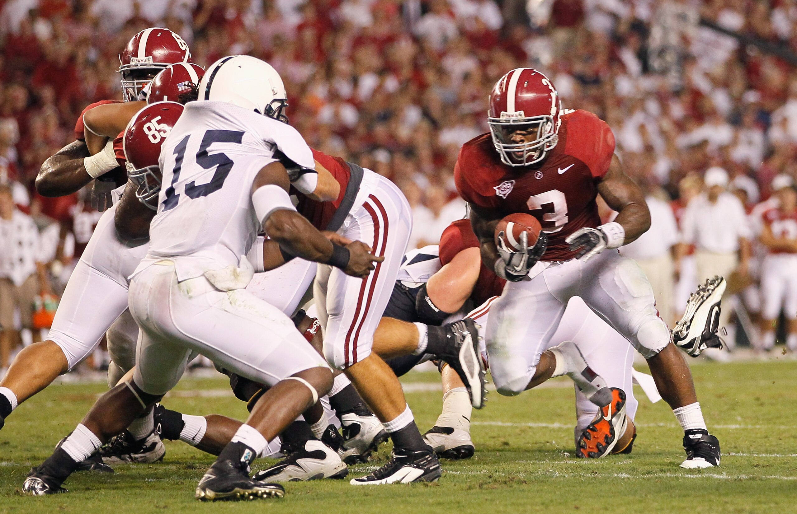 TUSCALOOSA, AL - SEPTEMBER 11:  Trent Richardson #3 of the Alabama Crimson Tide against the Penn State Nittany Lions at Bryant-Denny Stadium on September 11, 2010 in Tuscaloosa, Alabama.  (Photo by Kevin C. Cox/Getty Images)
