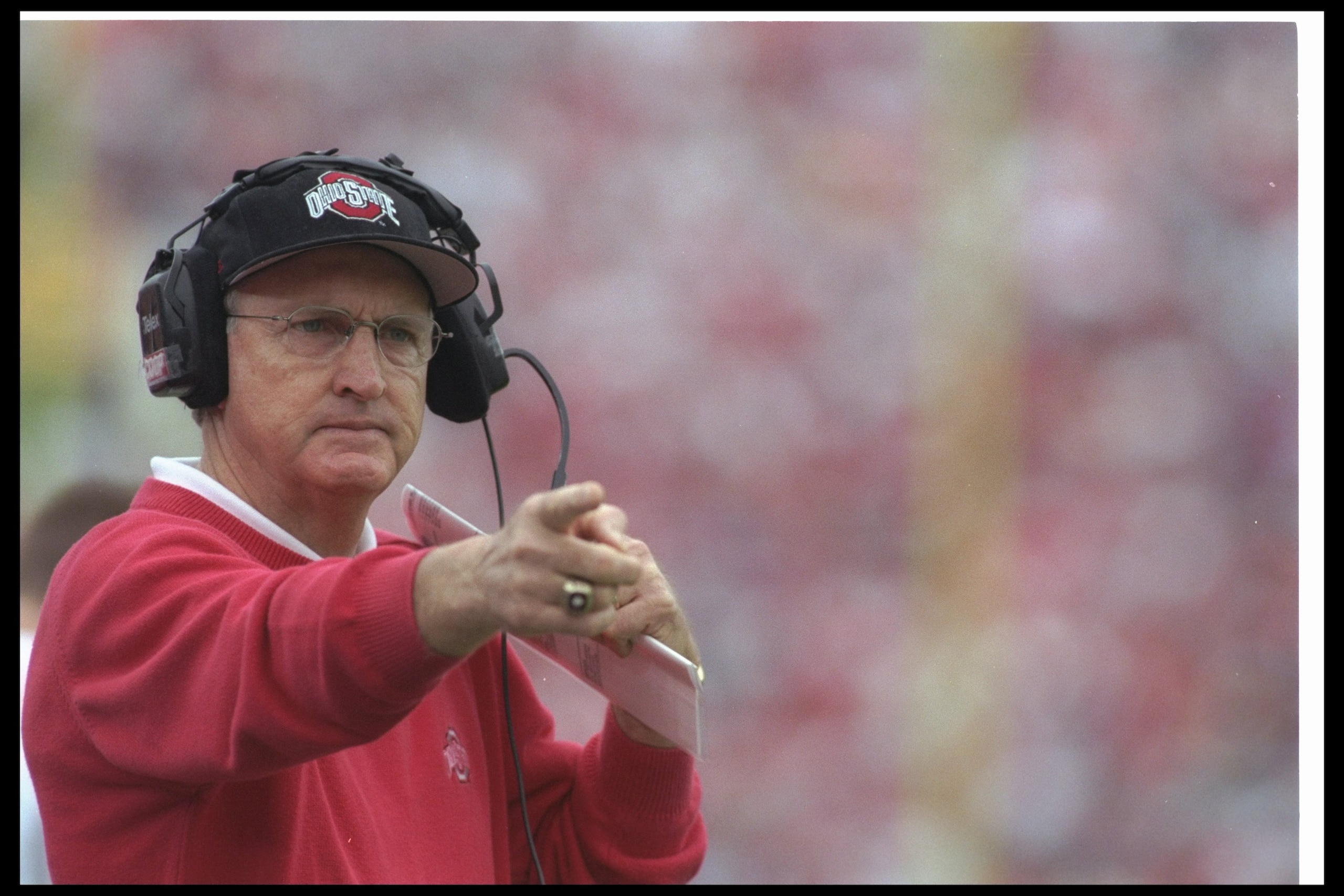 1 Jan 1997: Ohio State Buckeyes head coach John Cooper looks on during the Rose Bowl against the Arizona State Sun Devils at the Rose Bowl in Pasadena, California. Ohio State won the game, 20-17. Mandatory Credit: Mike Powell /Allsport 1 Jan 1997: Ohio State Buckeyes head coach John Cooper looks on during the Rose Bowl against the Arizona State Sun Devils at the Rose Bowl in Pasadena, California. Ohio State won the game, 20-17. Mandatory Credit: Mike Powell /Allsport