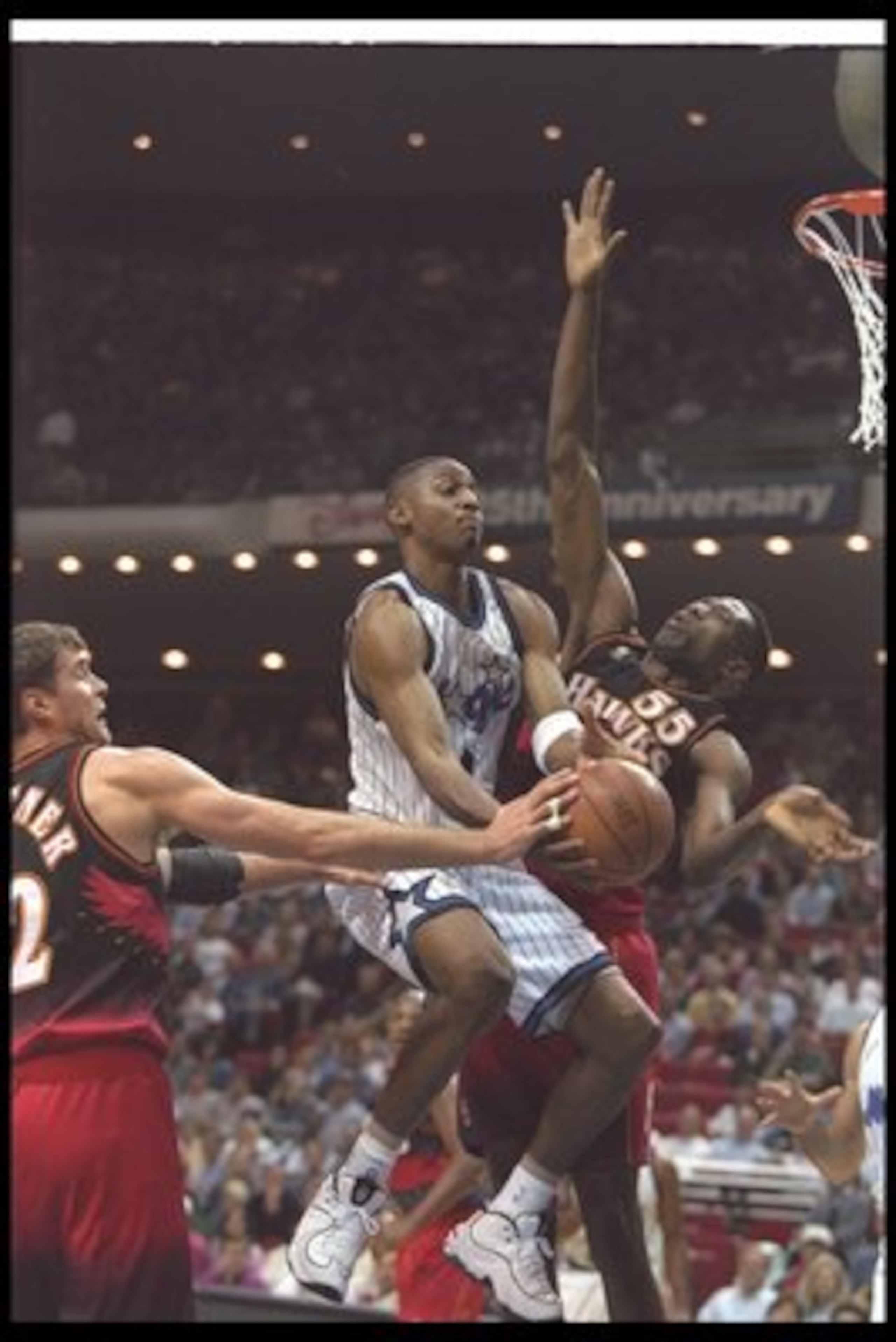 9 Jan 1997:  Guard Penny Hardaway of the Orlando Magic goes up for two during a game against the Atlanta Hawks at Orlando Arena in Orlando, Florida.  The Hawks won the game, 97-92.  Mandatory Credit: Andy Lyons  /Allsport