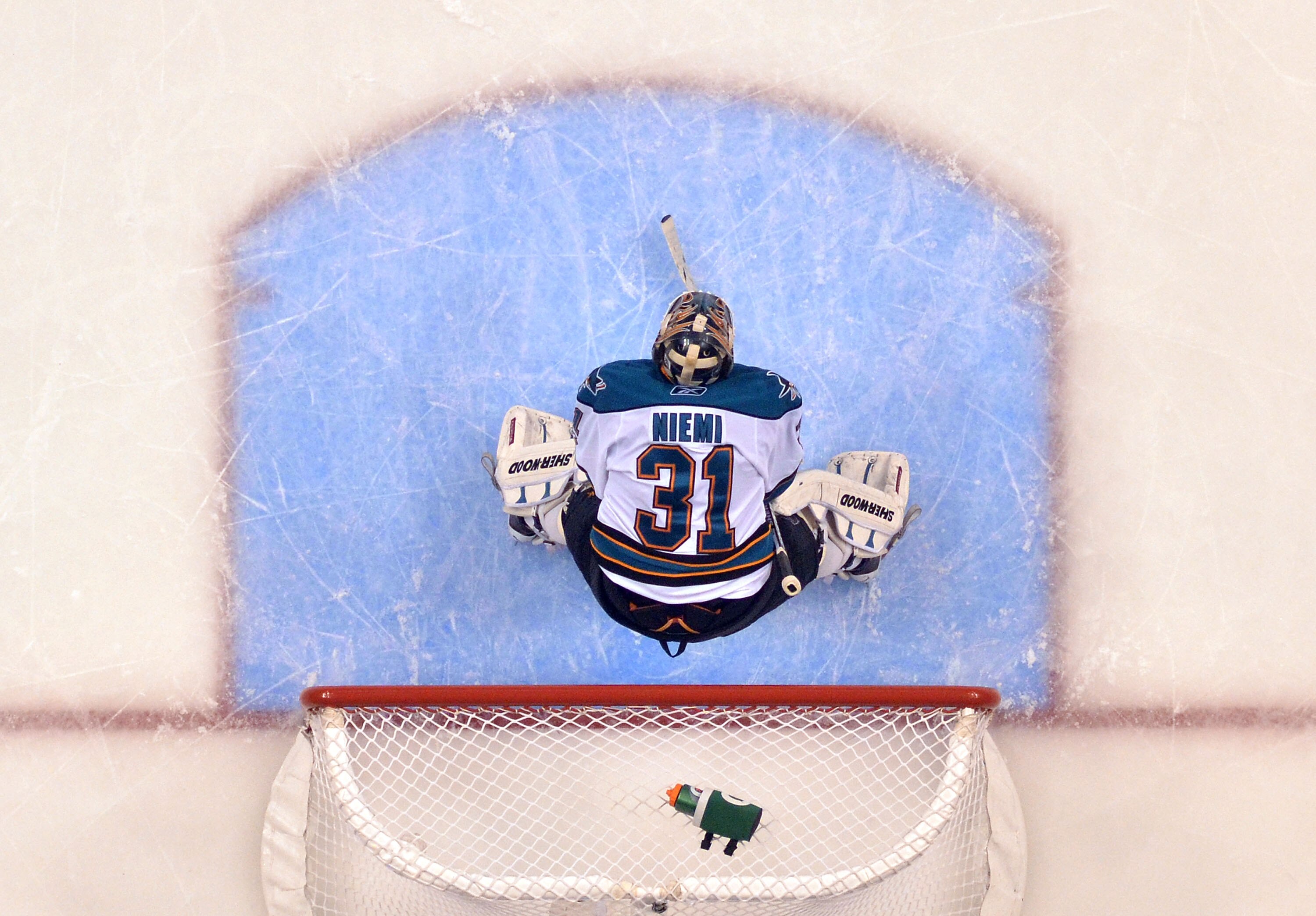 VANCOUVER, CANADA - MAY 15:  Goaltender Antti Niemi #31 of the San Jose Sharks stands in the crease area of his net in Game One of the Western Conference Finals against the Vancouver Canucks during the 2011 Stanley Cup Playoffs at Rogers Arena on May 15,