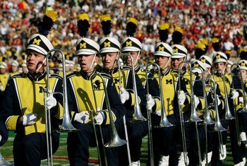 PASADENA, CA - JANUARY 01:  The Michigan Wolverines marching band performs before the Rose Bowl against the USC Trojans on January 1, 2007 at the Rose Bowl in Pasadena, California.  (Photo by Robert Laberge/Getty Images)