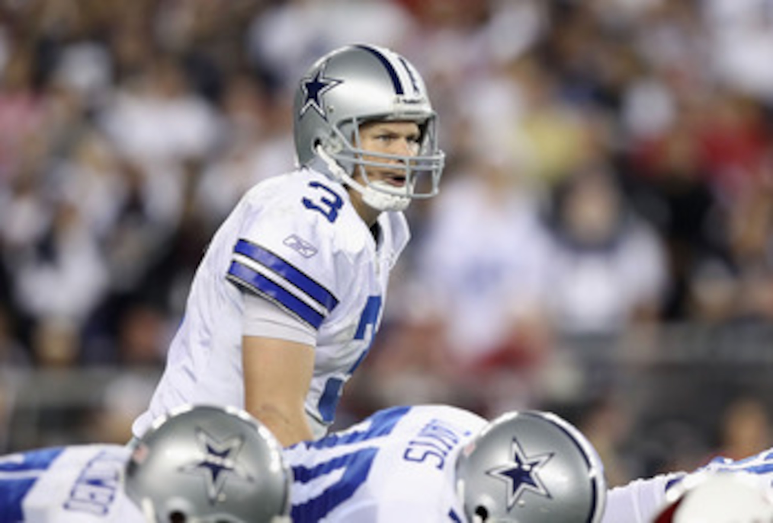 GLENDALE, AZ - DECEMBER 25:  Quarterback Jon Kitna #3 of the Dallas Cowboys prepares to snap the ball during the NFL game against the Arizona Cardinals at the University of Phoenix Stadium on December 25, 2010 in Glendale, Arizona.  The Cardinals defeated