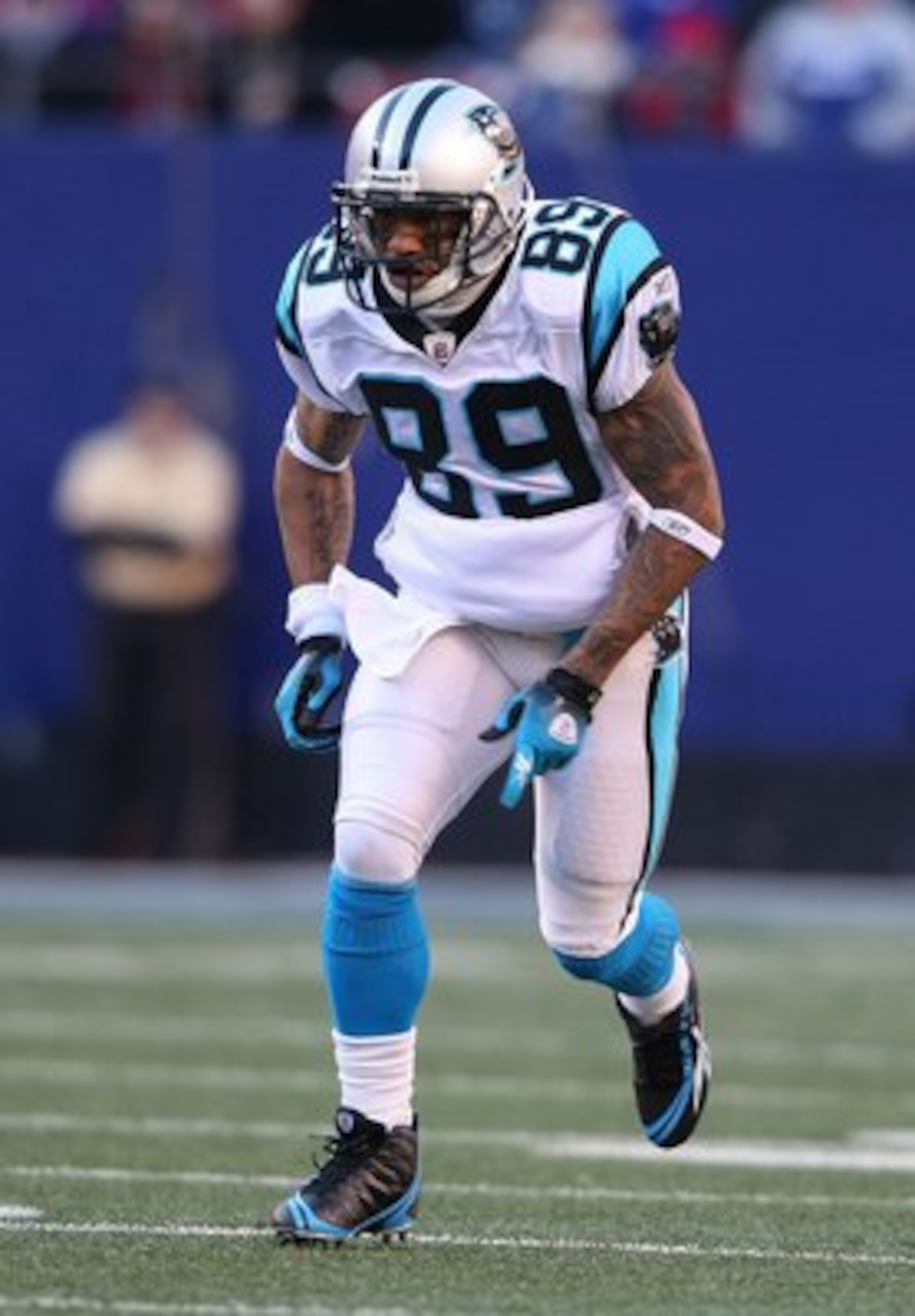 EAST RUTHERFORD, NJ - DECEMBER 27:  Steve Smith #89 of the Carolina Panthers against the New York Giants at Giants Stadium on December 27, 2009 in East Rutherford, New Jersey.  (Photo by Nick Laham/Getty Images)