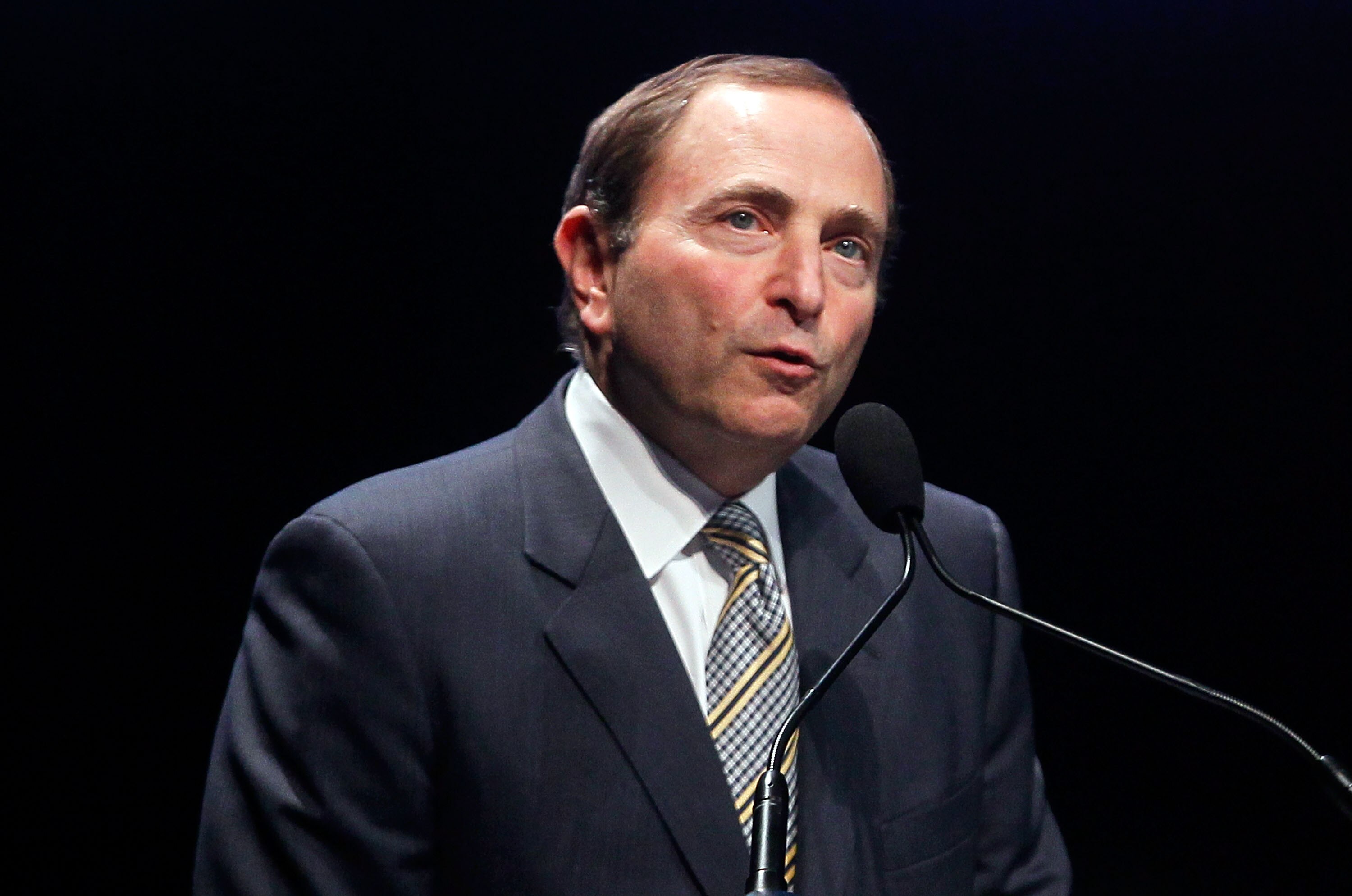 BOSTON - OCTOBER 17: 2010 Gary Bettman, the commissioner of the NHL, speaks during a Celebration of Lester Patrick at TD Garden on October 27, 2010 in Boston, Massachusetts. NOTE TO USER: User expressly acknowledges and agrees that, by downloading and or BOSTON - OCTOBER 17: 2010 Gary Bettman, the commissioner of the NHL, speaks during a Celebration of Lester Patrick at TD Garden on October 27, 2010 in Boston, Massachusetts. NOTE TO USER: User expressly acknowledges and agrees that, by downloading and or
