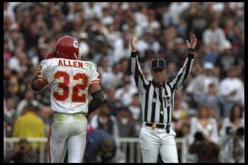 3 Dec 1995:  Running back Marcus Allen #32 of the Kansas City Chiefs scores yet another touchdown against the Oakland Raiders at Oakland Alameda Stadium in Oakland, California.  The Chiefs defeated the Raiders 29-23.    Mandatory Credit:  Al Bello/Allspor