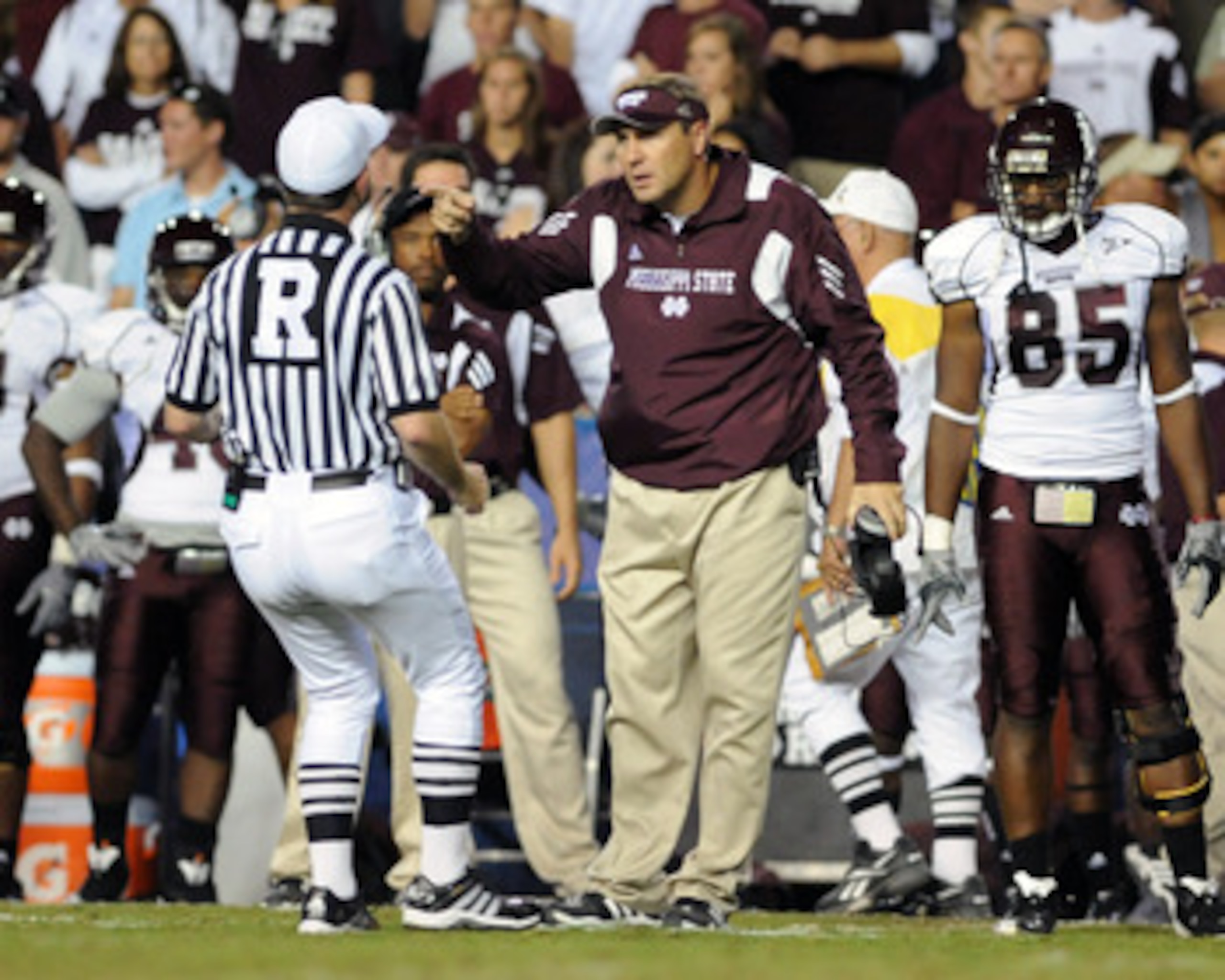 GAINESVILLE, FL - OCTOBER 16:  Coach Dan Mullen of the Mississippi State Bulldogs  questions a call during play against the Florida Gators  October 16, 2010 Ben Hill Griffin Stadium at Gainesville, Florida.  (Photo by Al Messerschmidt/Getty Images)