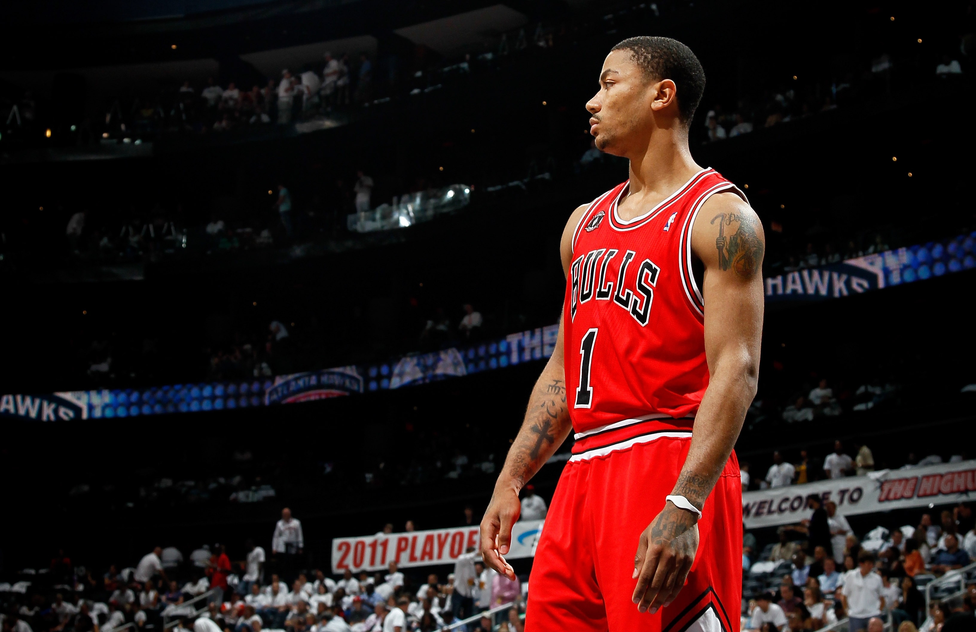 ATLANTA, GA - MAY 12:  Derrick Rose #1 of the Chicago Bulls waits for the ball to be inbounded against the Atlanta Hawks in Game Six of the Eastern Conference Semifinals in the 2011 NBA Playoffs at Phillips Arena on May 12, 2011 in Atlanta, Georgia.  NOTE