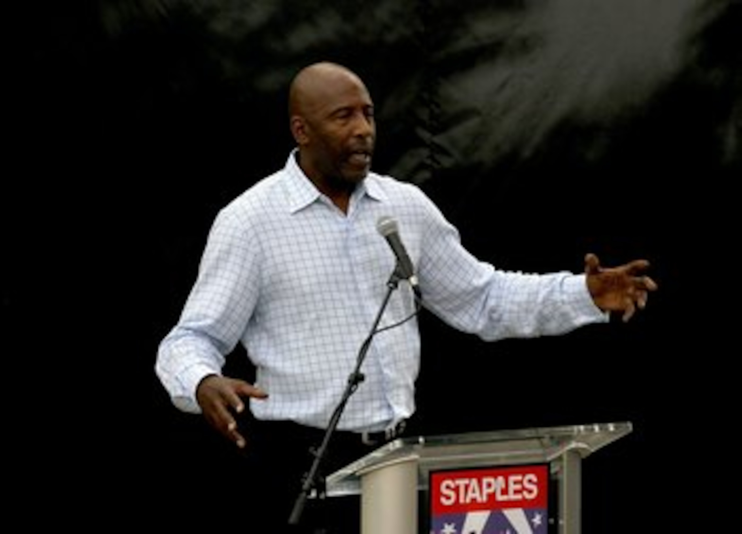 LOS ANGELES, CA - APRIL 20: Former Laker James Worthy speaks at unveiling ceremonies of a statue of legendary Lakers broadcaster Chick Hearn before the Los Angeles Lakers and the Oklahoma City Thunder's Game Two of the Western Conference Quarterfinals of LOS ANGELES, CA - APRIL 20: Former Laker James Worthy speaks at unveiling ceremonies of a statue of legendary Lakers broadcaster Chick Hearn before the Los Angeles Lakers and the Oklahoma City Thunder's Game Two of the Western Conference Quarterfinals of