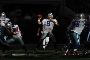 ARLINGTON, TX - OCTOBER 10:  Quarterback Tony Romo #9 of the Dallas Cowboys at Cowboys Stadium on October 10, 2010 in Arlington, Texas.  (Photo by Ronald Martinez/Getty Images)