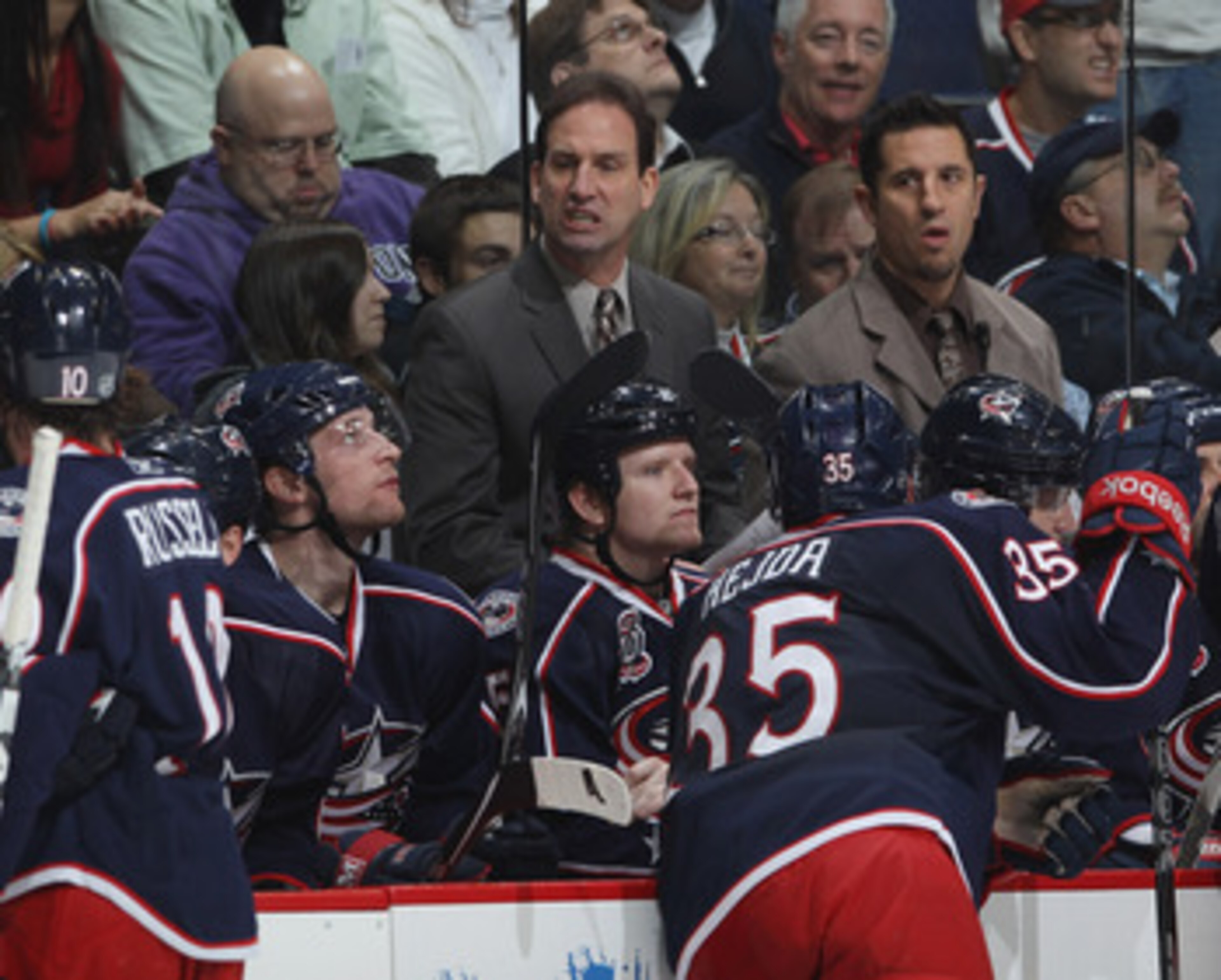 COLUMBUS, OH - DECEMBER 01: Head coach Scott Arniel of the Columbus Blue Jackets handles his team against the Nashville Predators at the Nationwide Arena on December 1, 2010 in Columbus, Ohio. (Photo by Bruce Bennett/Getty Images) COLUMBUS, OH - DECEMBER 01: Head coach Scott Arniel of the Columbus Blue Jackets handles his team against the Nashville Predators at the Nationwide Arena on December 1, 2010 in Columbus, Ohio. (Photo by Bruce Bennett/Getty Images)