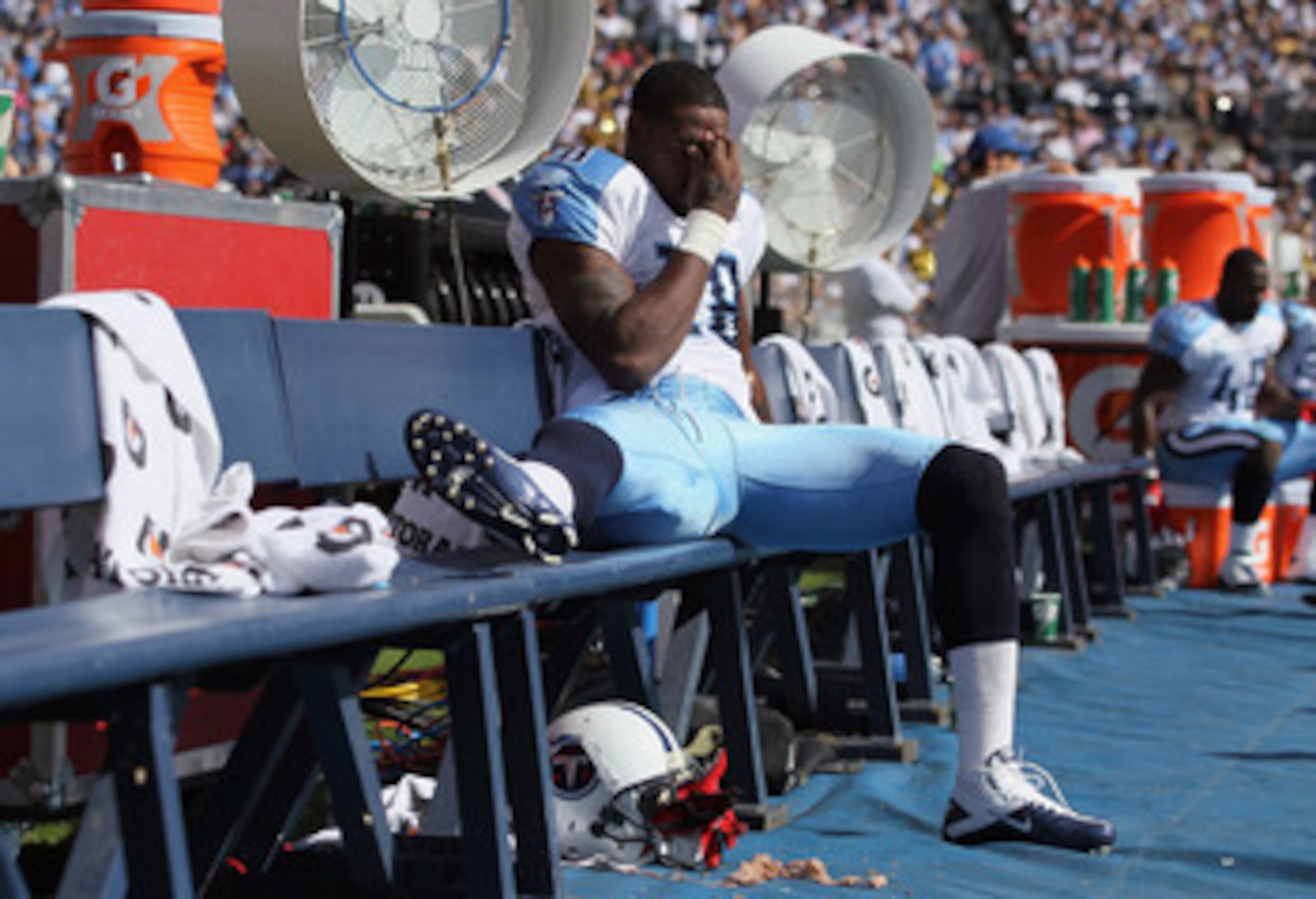 SAN DIEGO - OCTOBER 31:  Wide receiver Kenny Britt #18 of the Tennessee Titans sits on the bench after injuring his leg in the first quarter against the San Diego Chargers at Qualcomm Stadium on October 31, 2010 in San Diego, California.  (Photo by Jeff G
